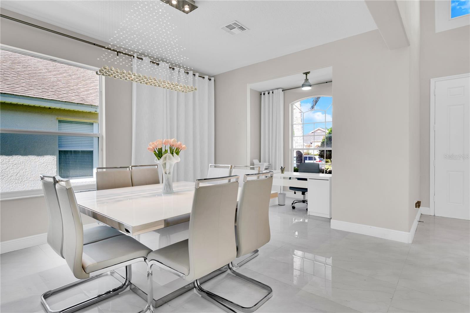 Image 6 of 52 For 9827 Pecky Cypress Way