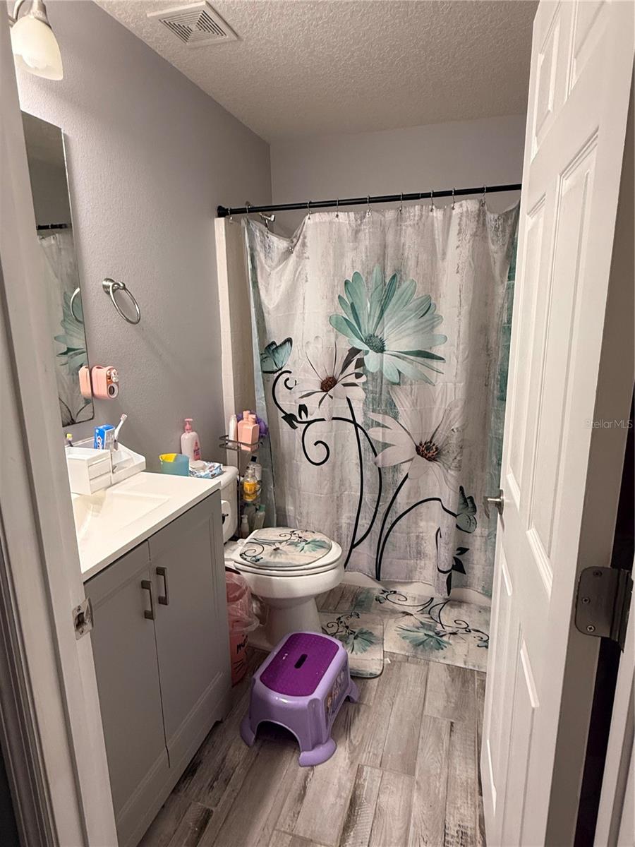 Image 18 of 21 For 1033 Tawny Eagle Drive