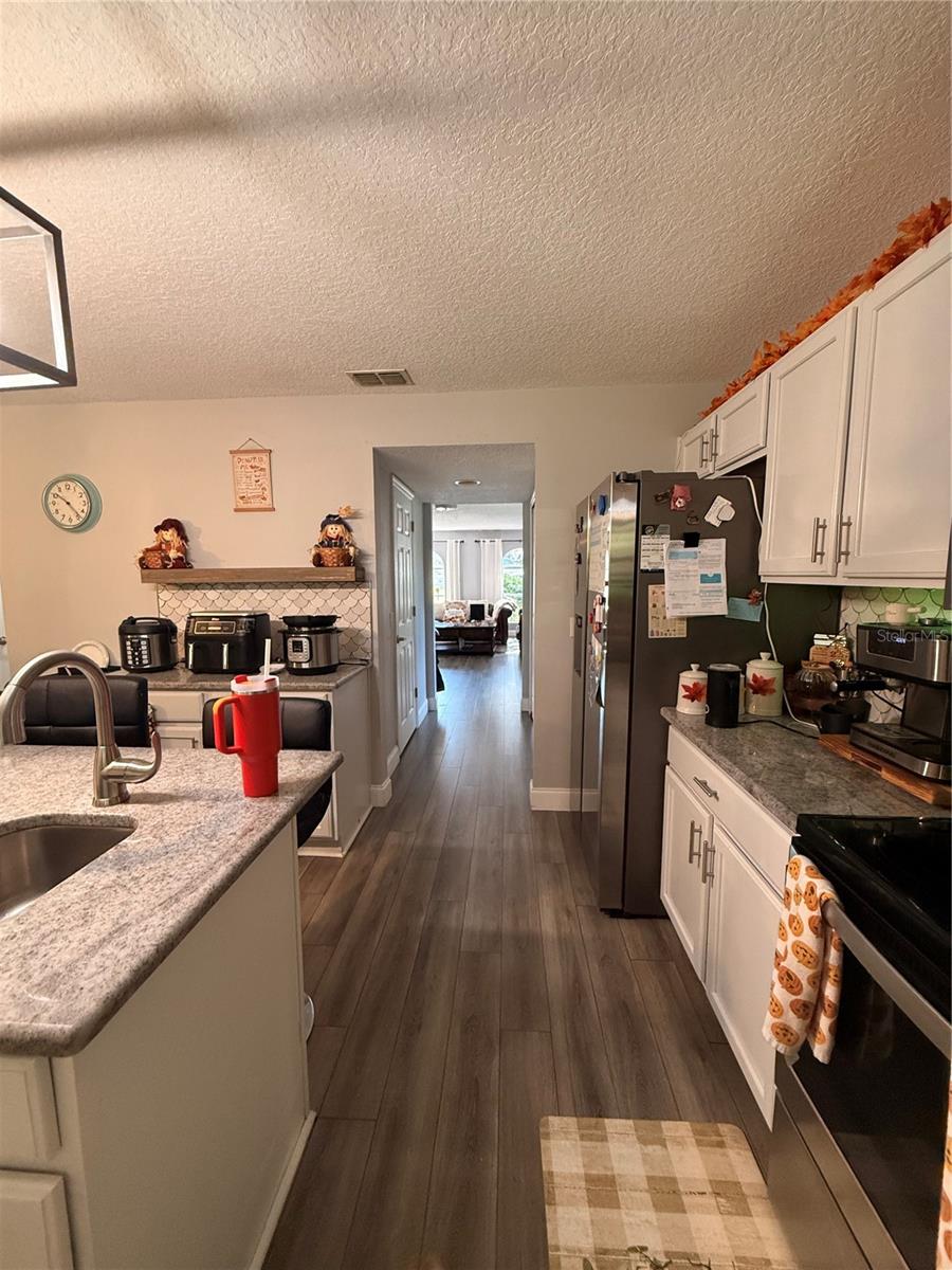 Image 6 of 21 For 1033 Tawny Eagle Drive