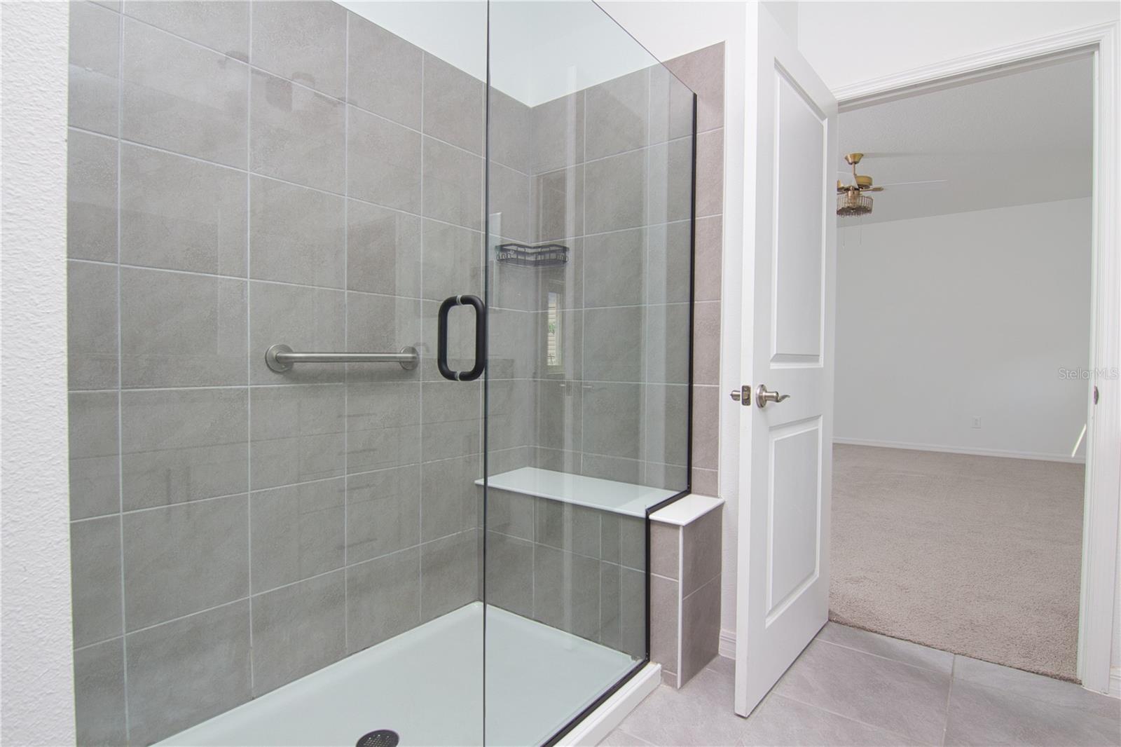 Image 17 of 24 For 2033 Emerald Springs Drive