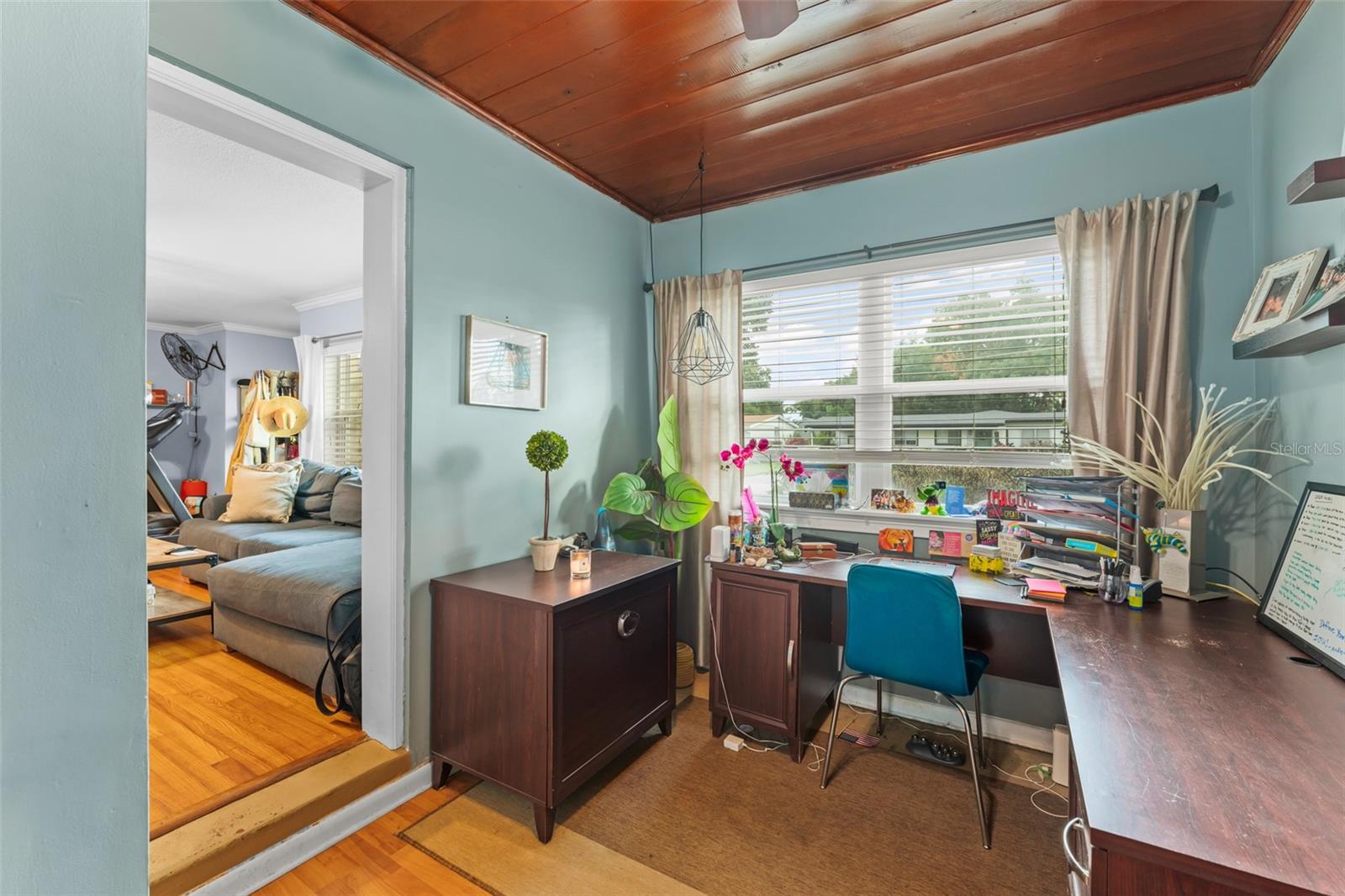 Image 16 of 33 For 3215 Renlee Place