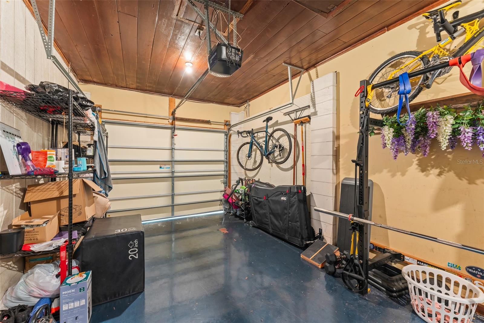 Image 27 of 33 For 3215 Renlee Place