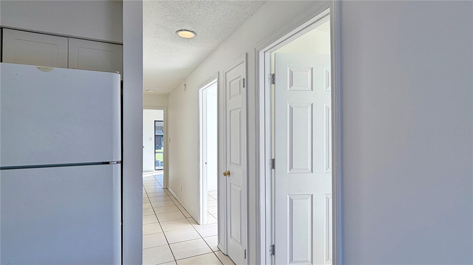 Image 11 of 32 For 810 Seminole Avenue