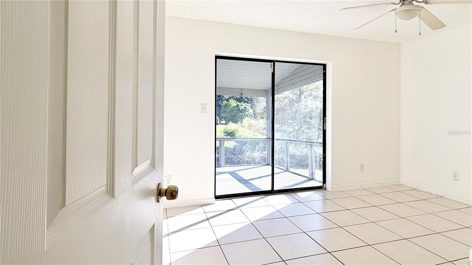 Image 12 of 32 For 810 Seminole Avenue