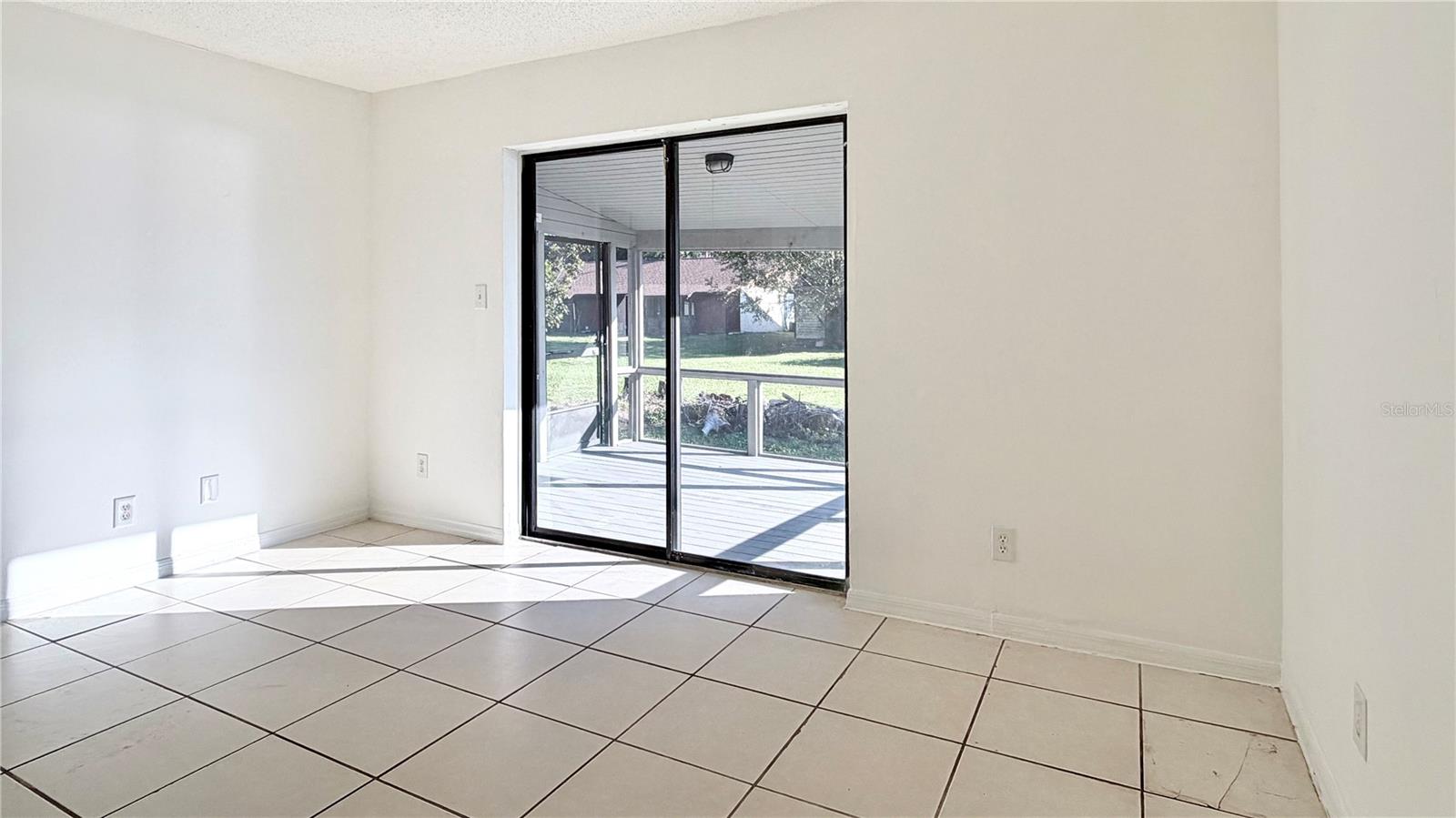 Image 13 of 32 For 810 Seminole Avenue