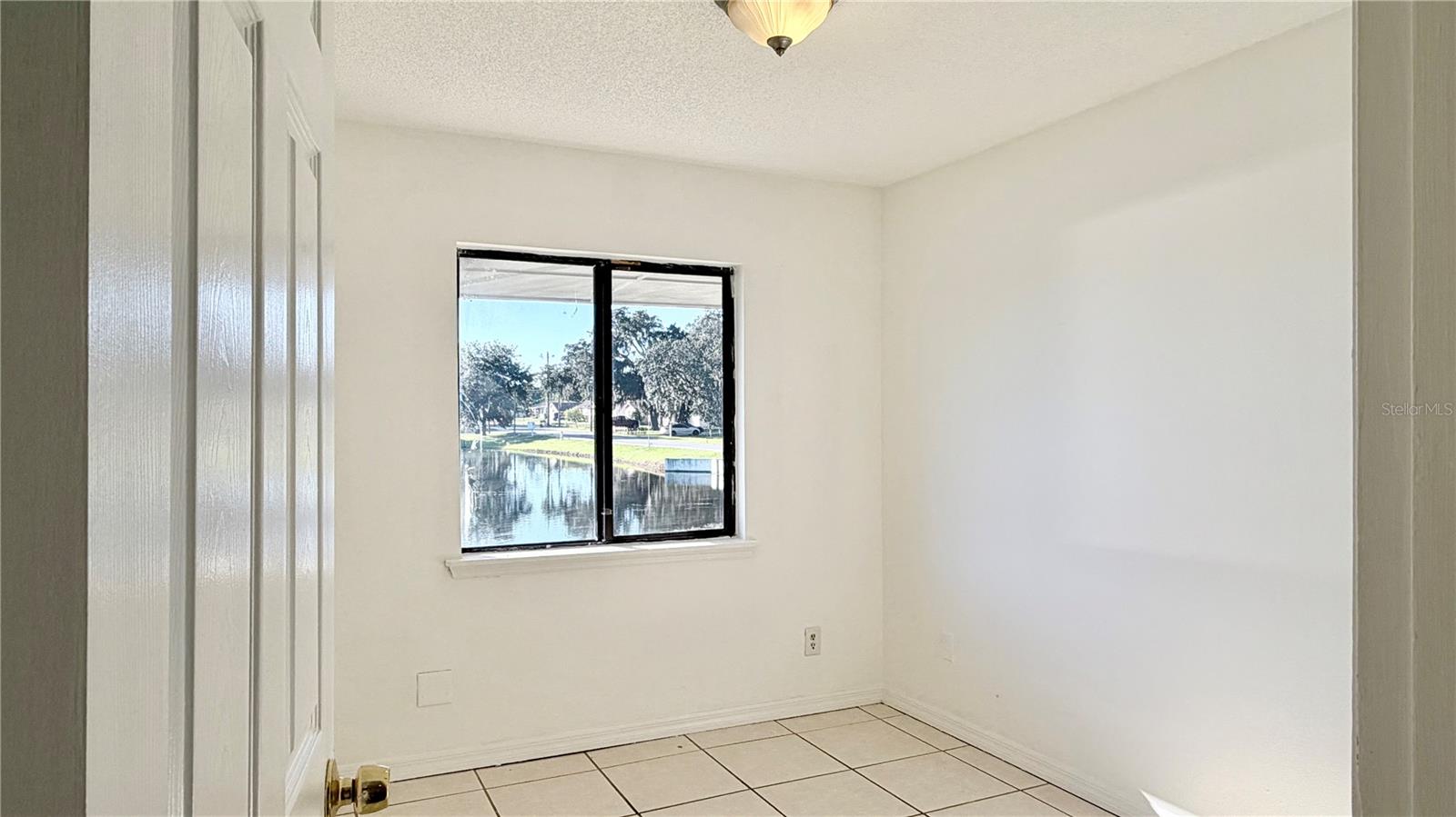 Image 21 of 32 For 810 Seminole Avenue