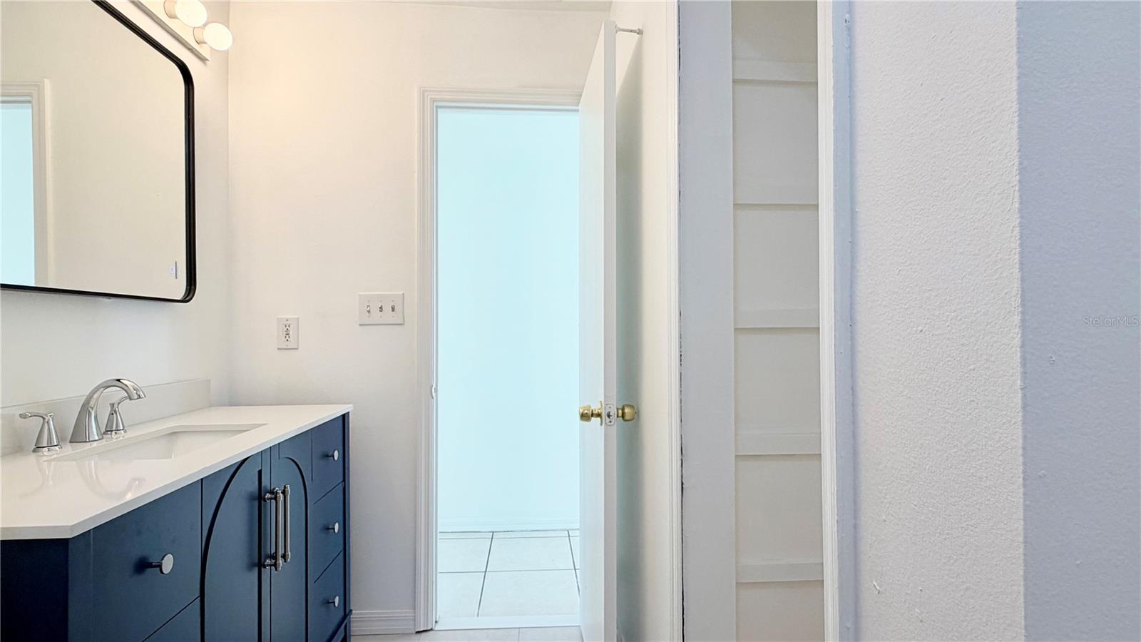 Image 27 of 32 For 810 Seminole Avenue