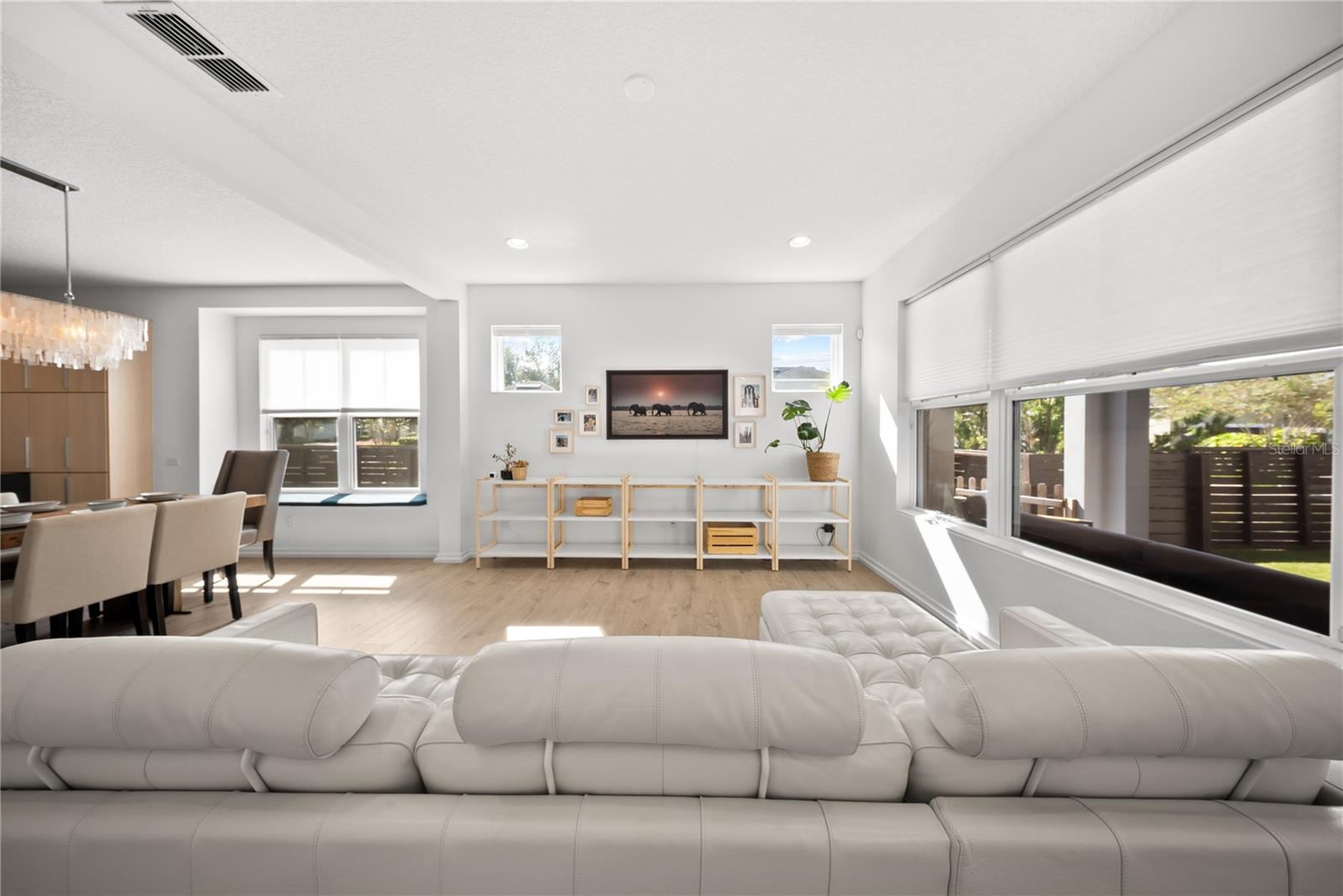 Image 11 of 63 For 13949 Hahn Lane