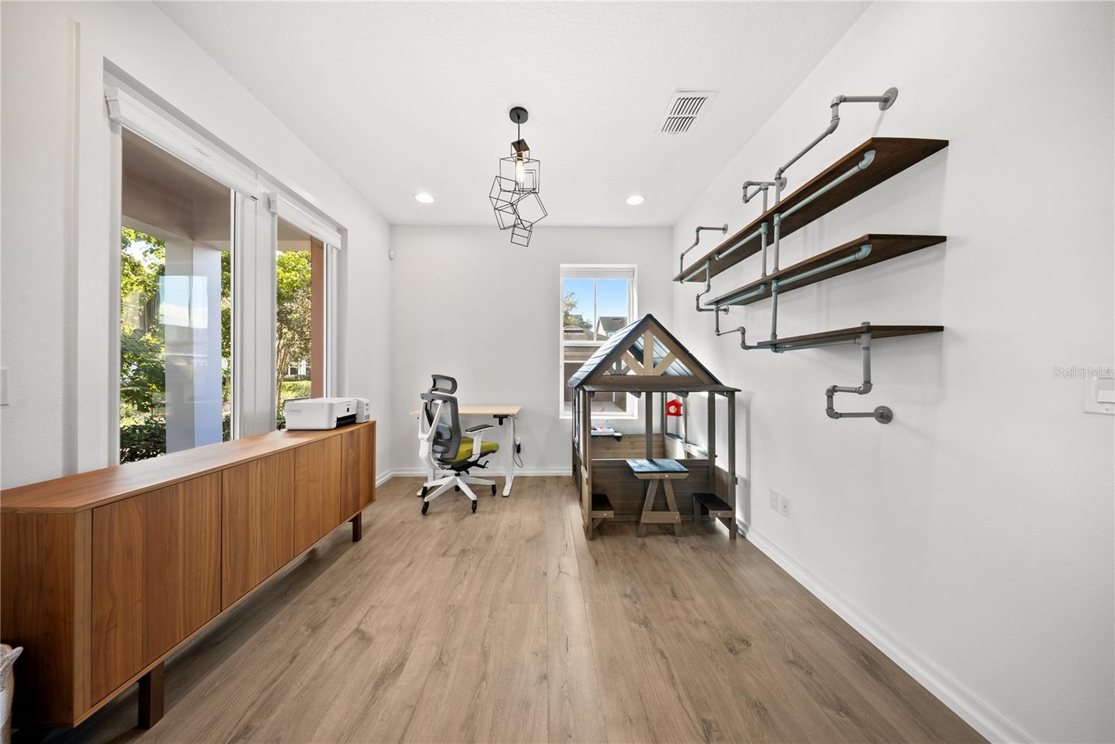 Image 14 of 63 For 13949 Hahn Lane