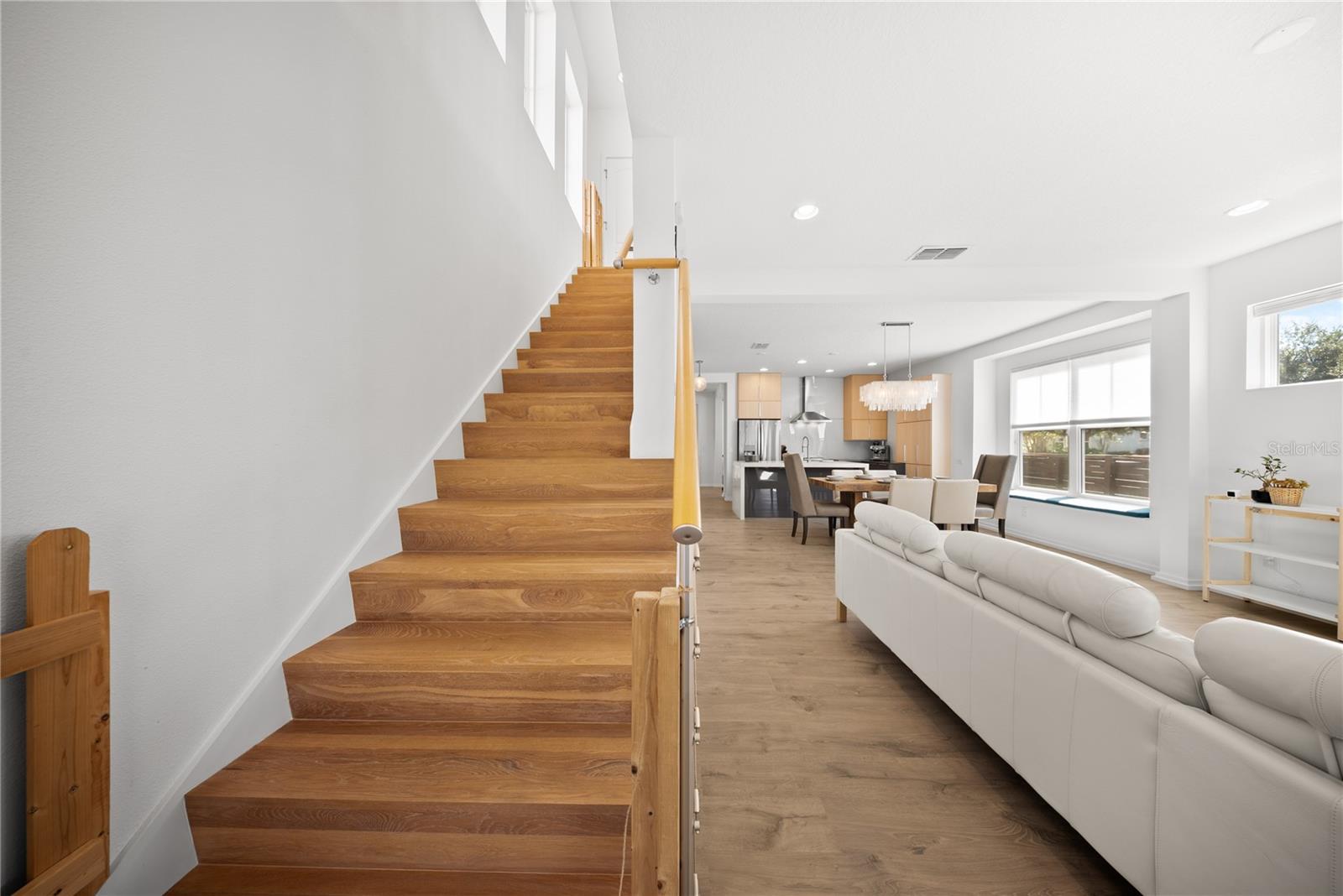 Image 26 of 63 For 13949 Hahn Lane