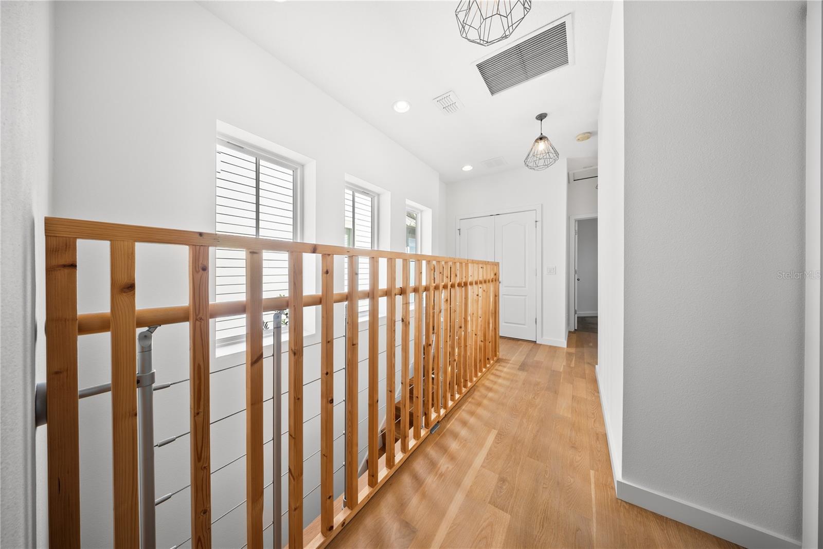 Image 27 of 63 For 13949 Hahn Lane