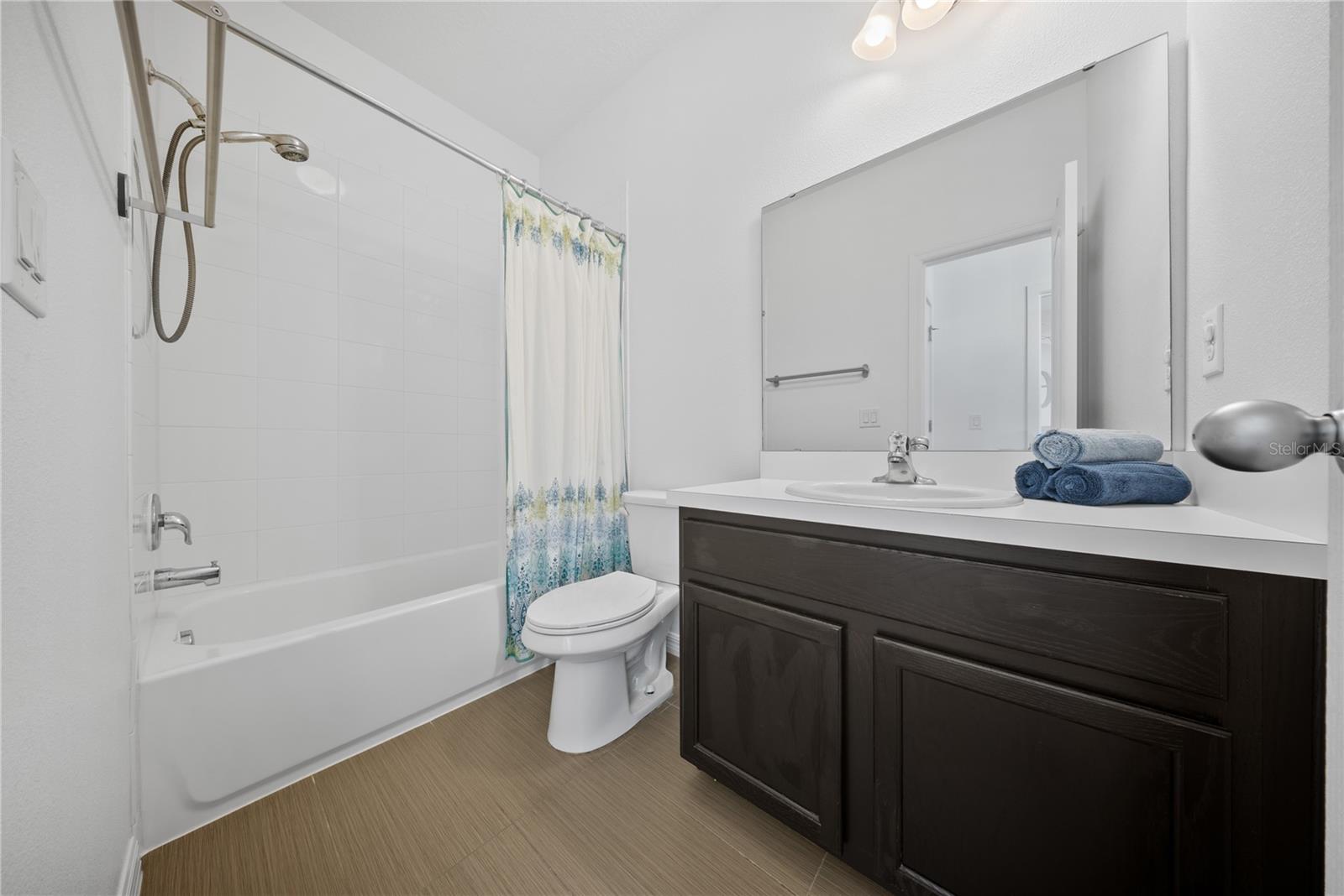 Image 31 of 63 For 13949 Hahn Lane