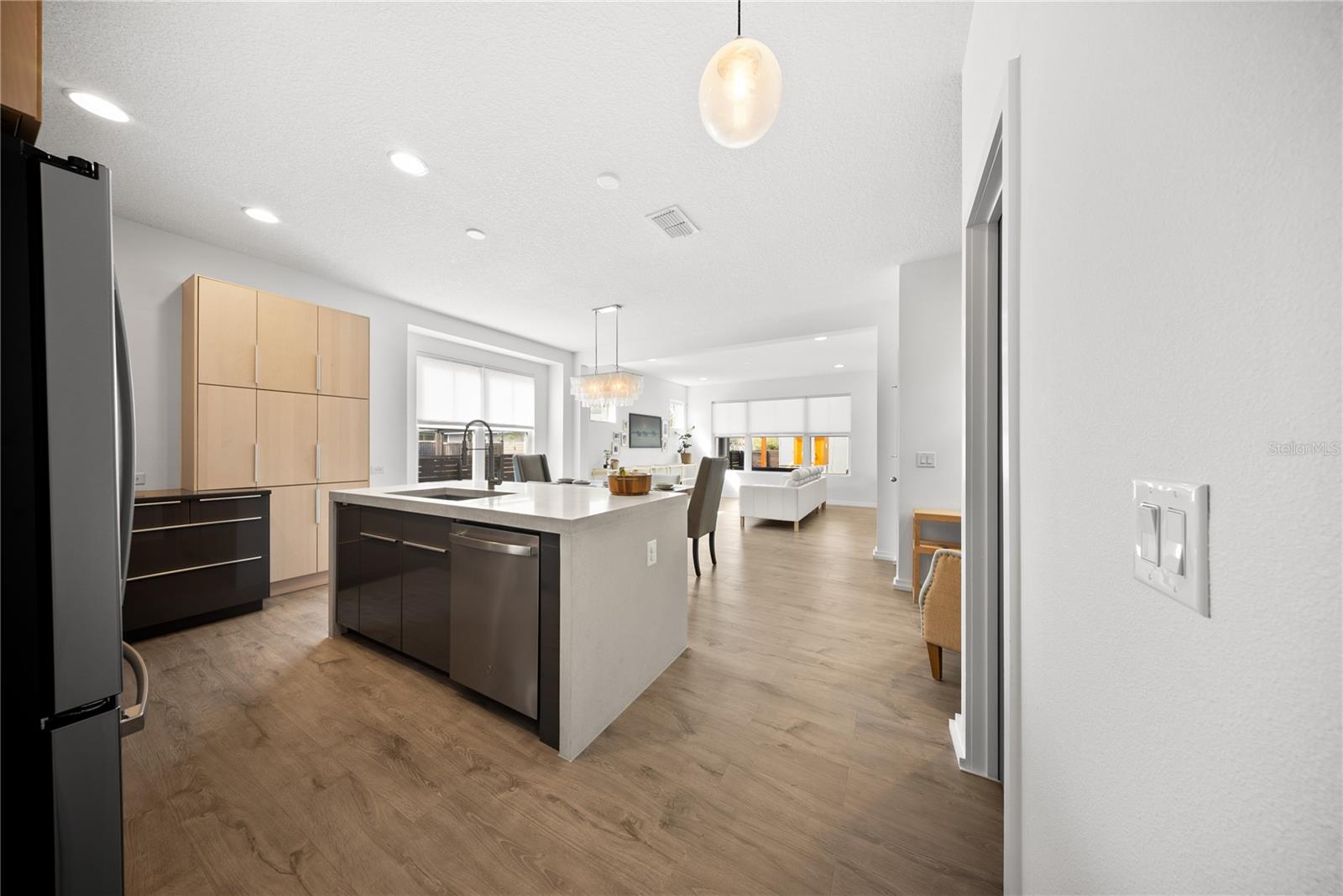 Image 6 of 63 For 13949 Hahn Lane