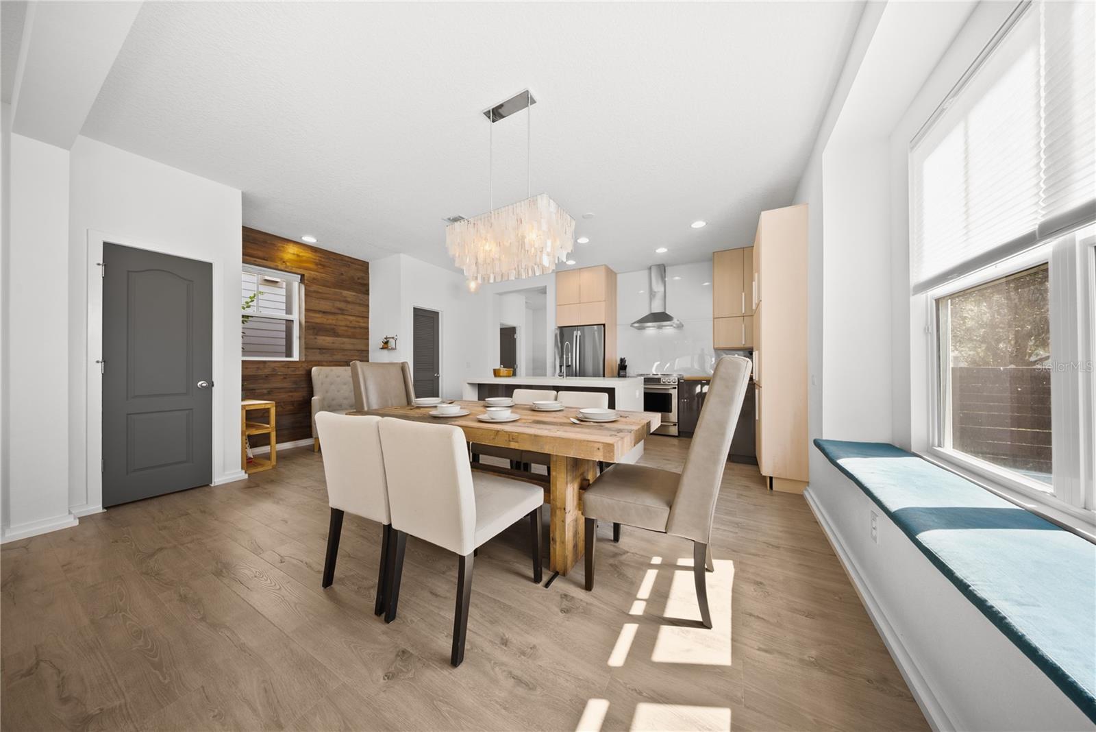 Image 7 of 63 For 13949 Hahn Lane