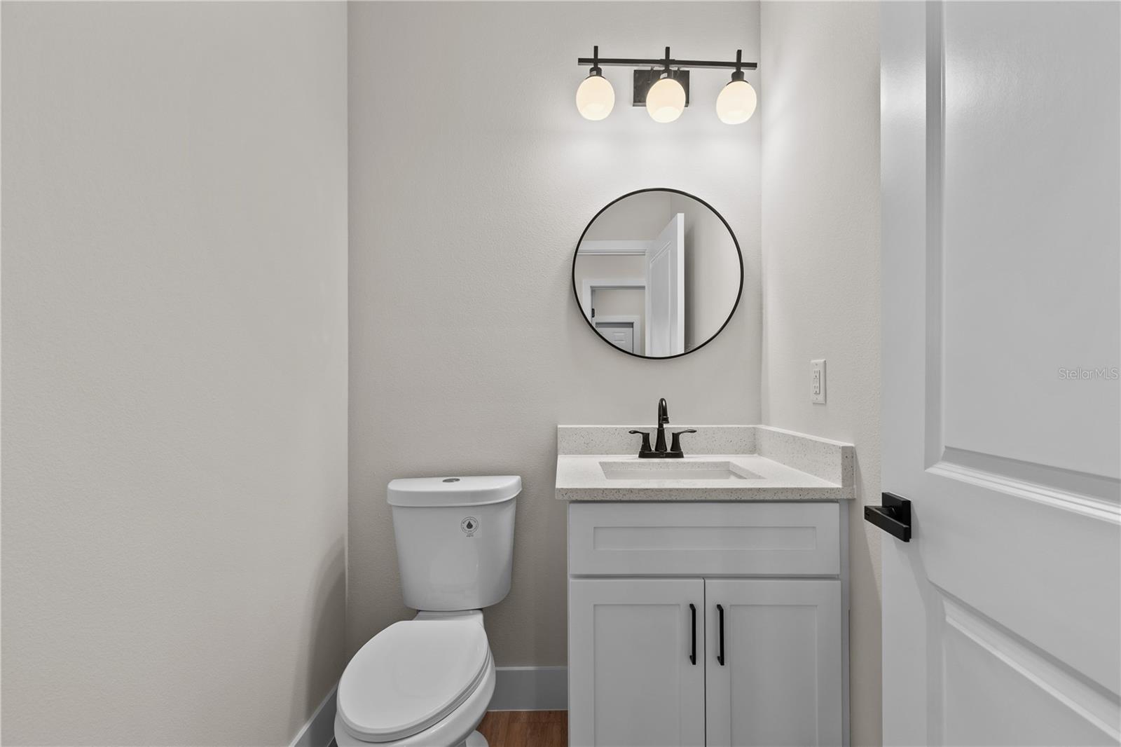 Image 11 of 23 For 2604 Annandale Avenue