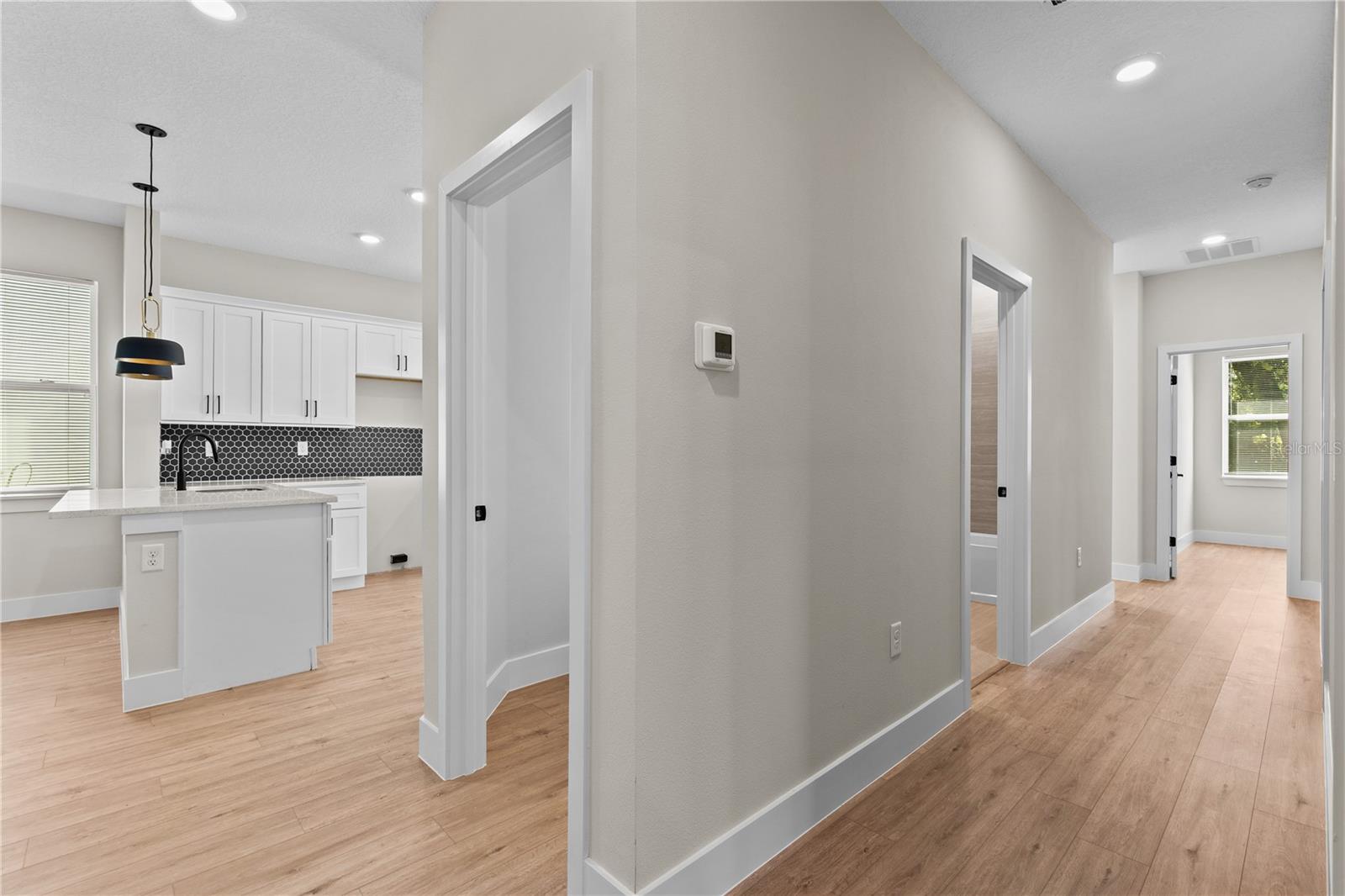 Image 18 of 23 For 2604 Annandale Avenue