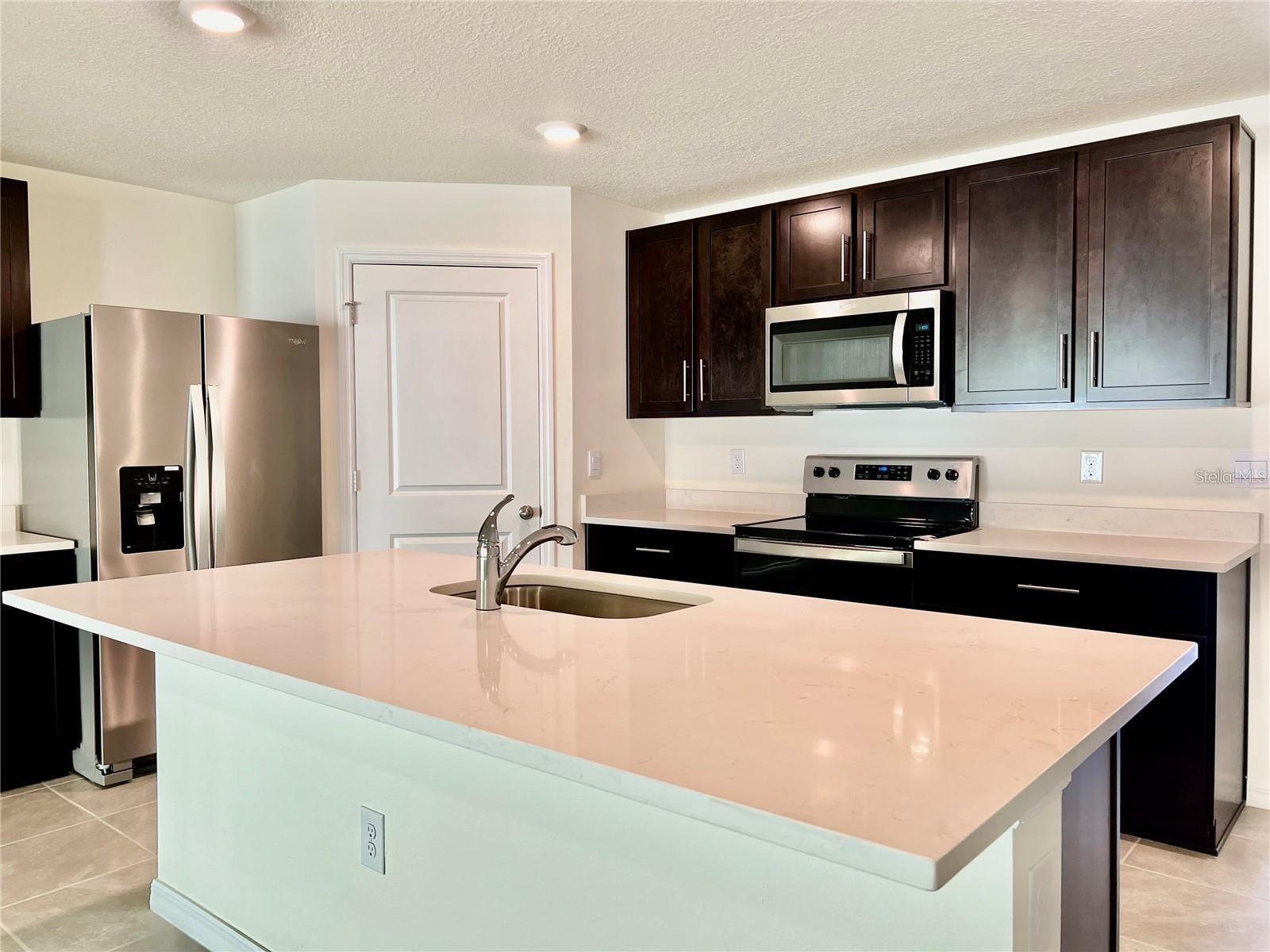 Image 3 of 23 For 378 Se 66th Court