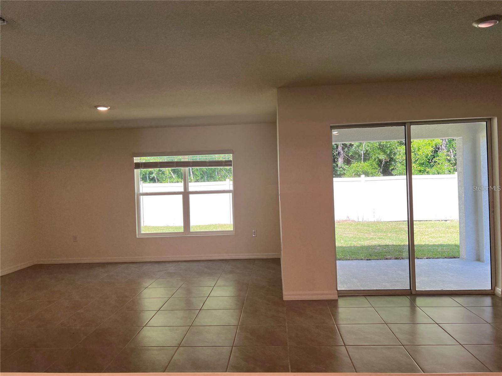 Image 8 of 23 For 378 Se 66th Court