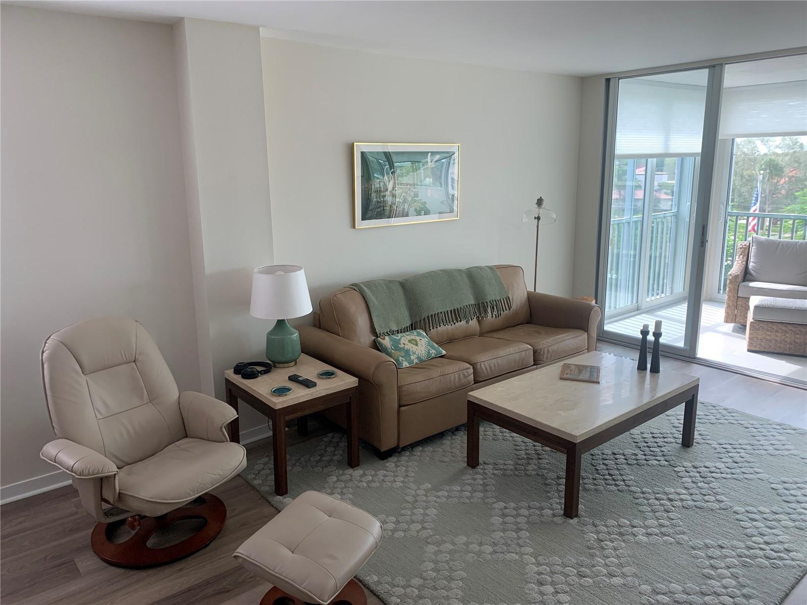 Image 2 of 19 For 232 Saint Augustine Avenue 407