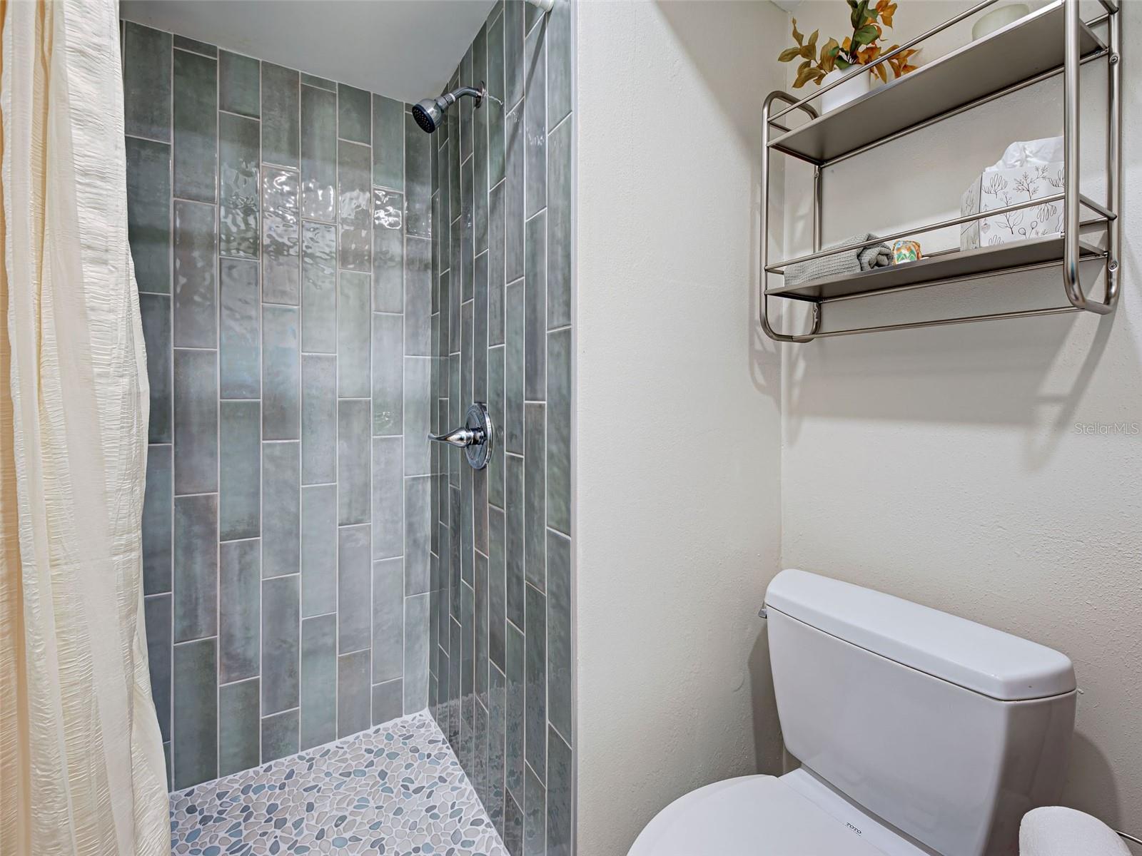 Image 26 of 41 For 232 Saint Augustine Avenue 407