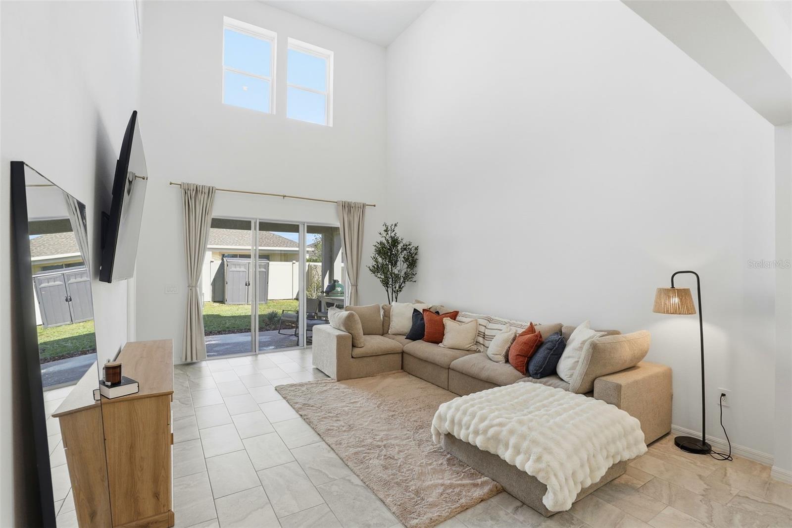 Image 15 of 40 For 5268 Kildare Place