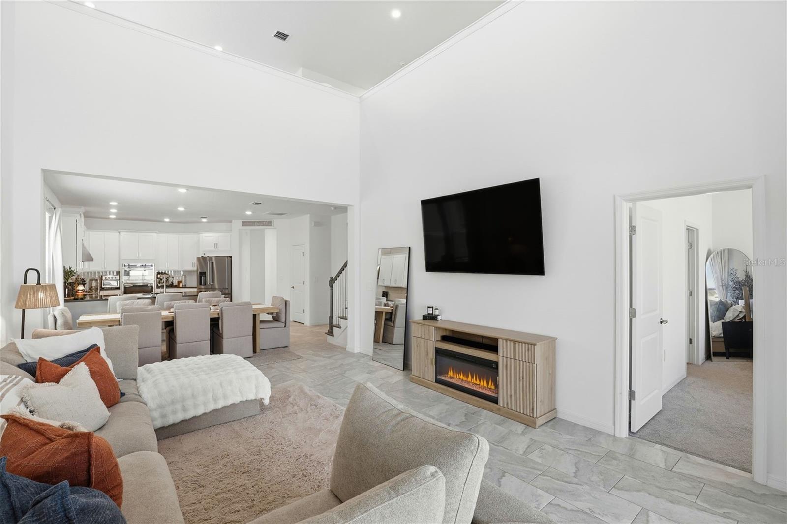 Image 18 of 40 For 5268 Kildare Place