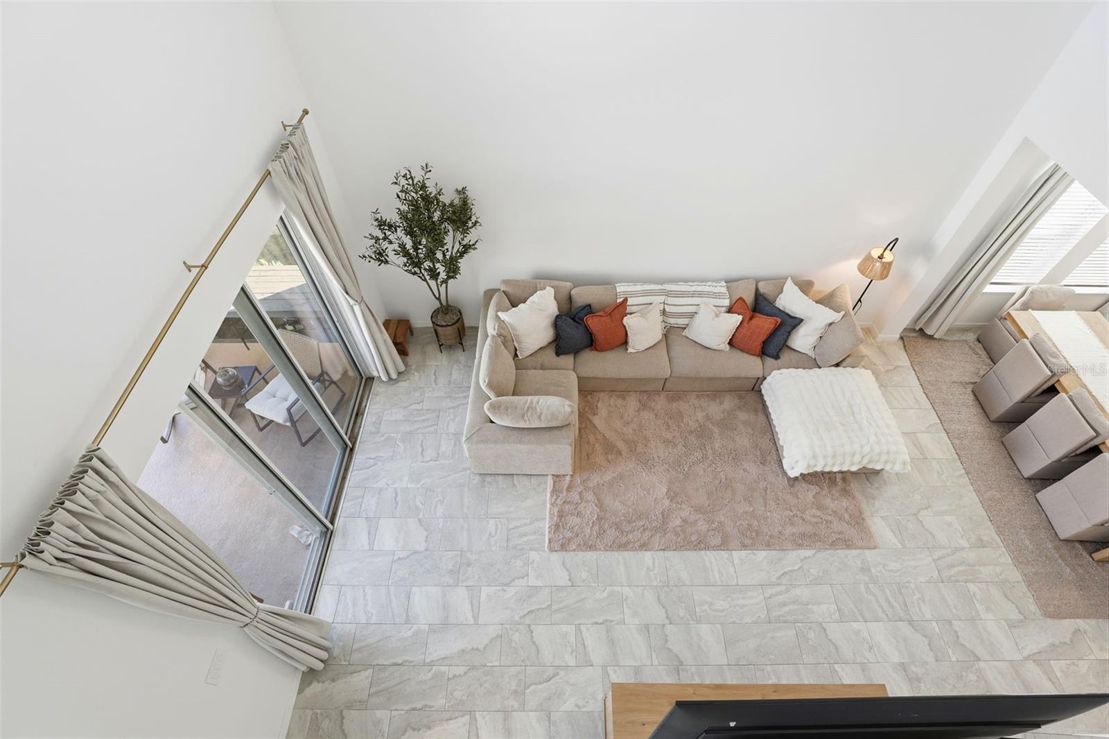 Image 20 of 40 For 5268 Kildare Place