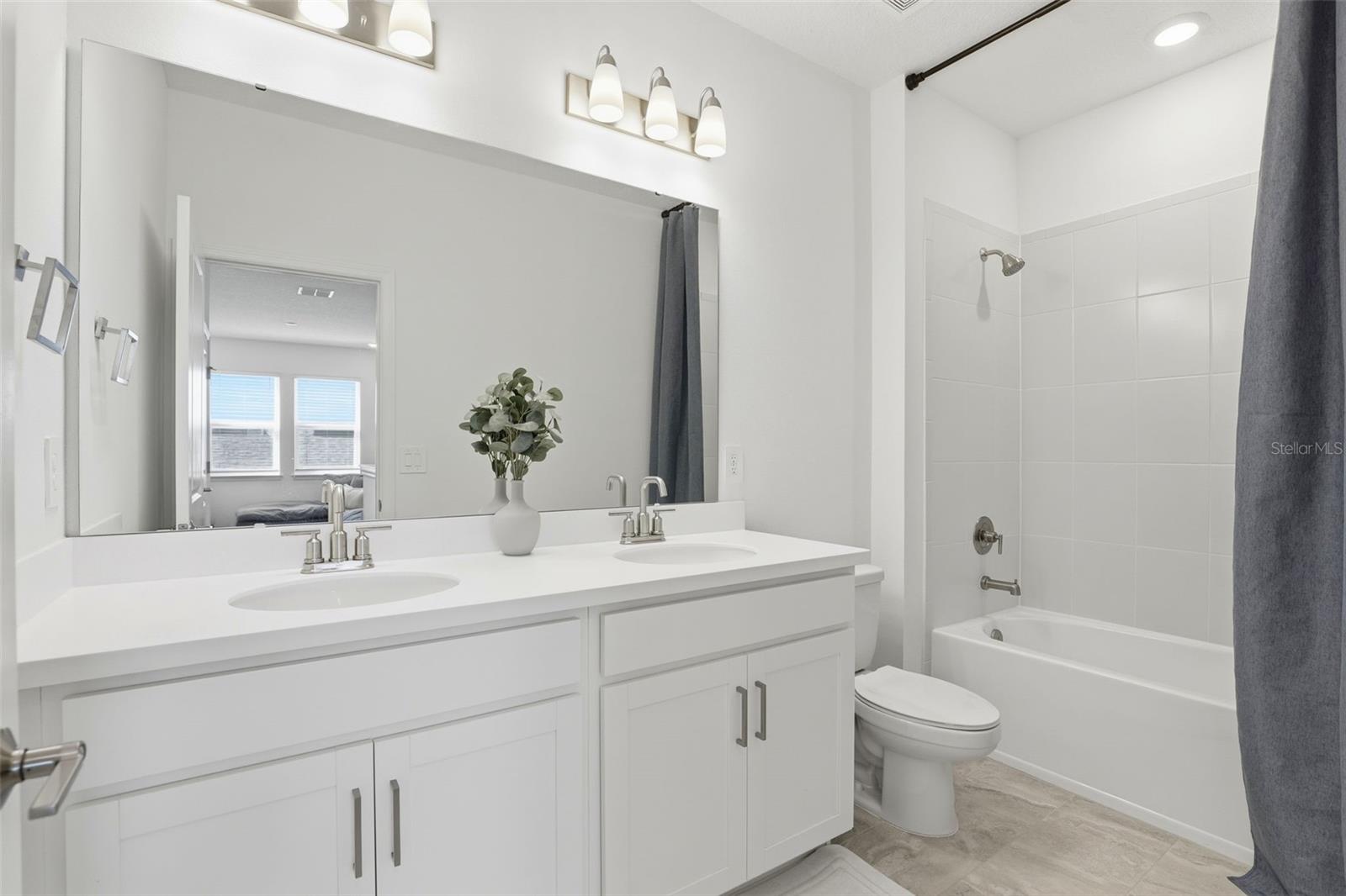 Image 32 of 40 For 5268 Kildare Place