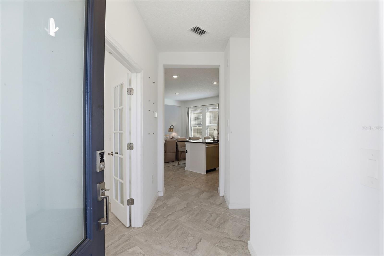 Image 5 of 40 For 5268 Kildare Place