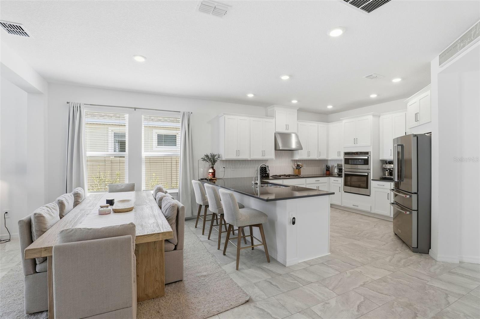 Image 8 of 40 For 5268 Kildare Place