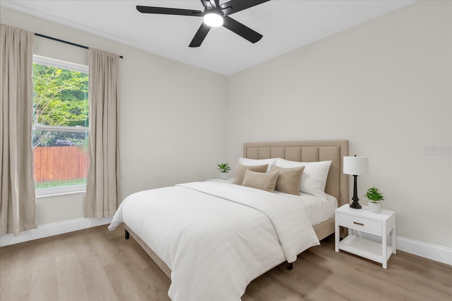 Image 13 of 21 For 3622 Huntwicke Boulevard