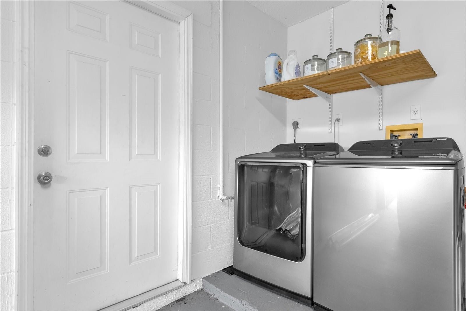 Image 15 of 21 For 3622 Huntwicke Boulevard