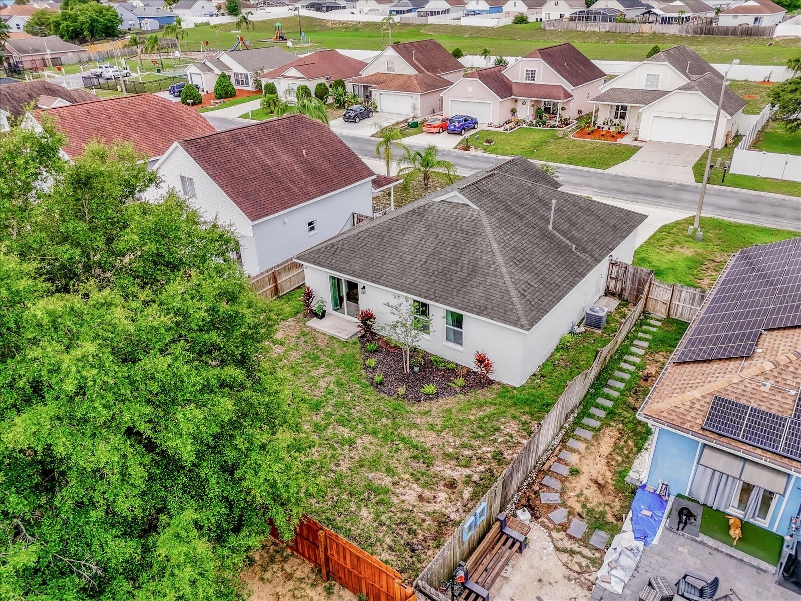 Image 18 of 21 For 3622 Huntwicke Boulevard