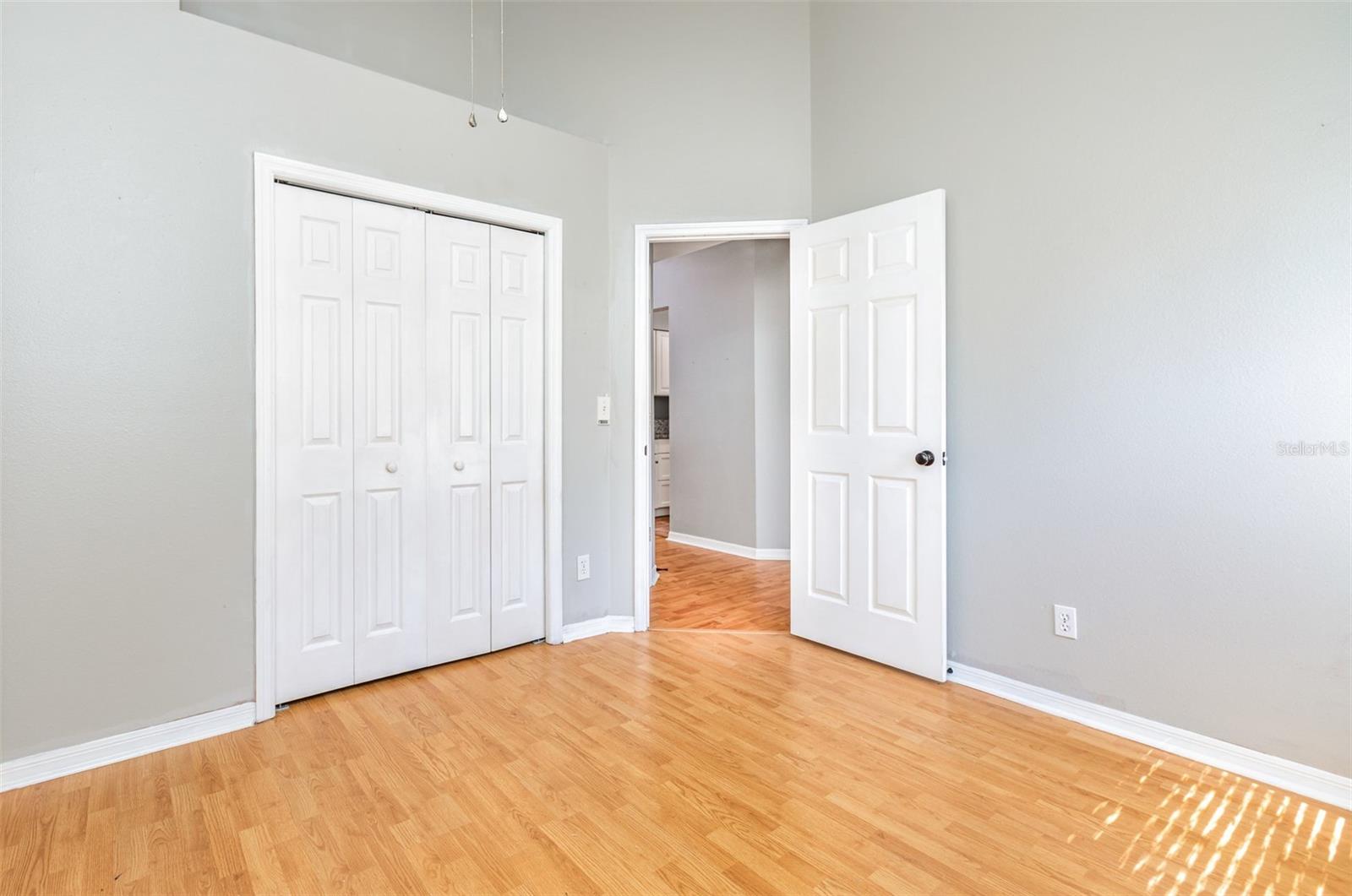Image 12 of 26 For 12109 Shady Forest Drive