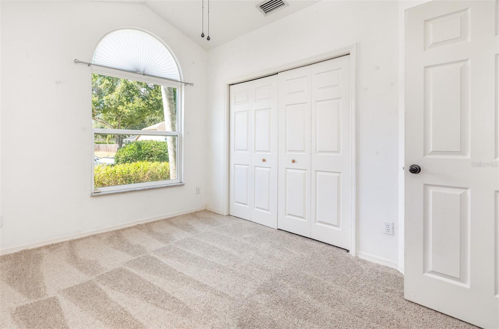 Image 19 of 26 For 12109 Shady Forest Drive