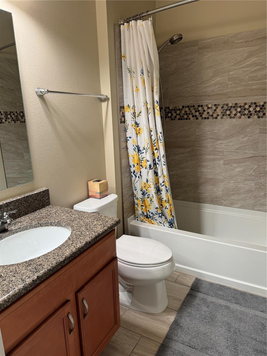 Image 17 of 40 For 3082 Irish Peach Drive