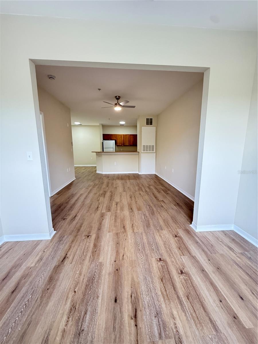 Image 8 of 18 For 8112 Claire Ann Drive 207