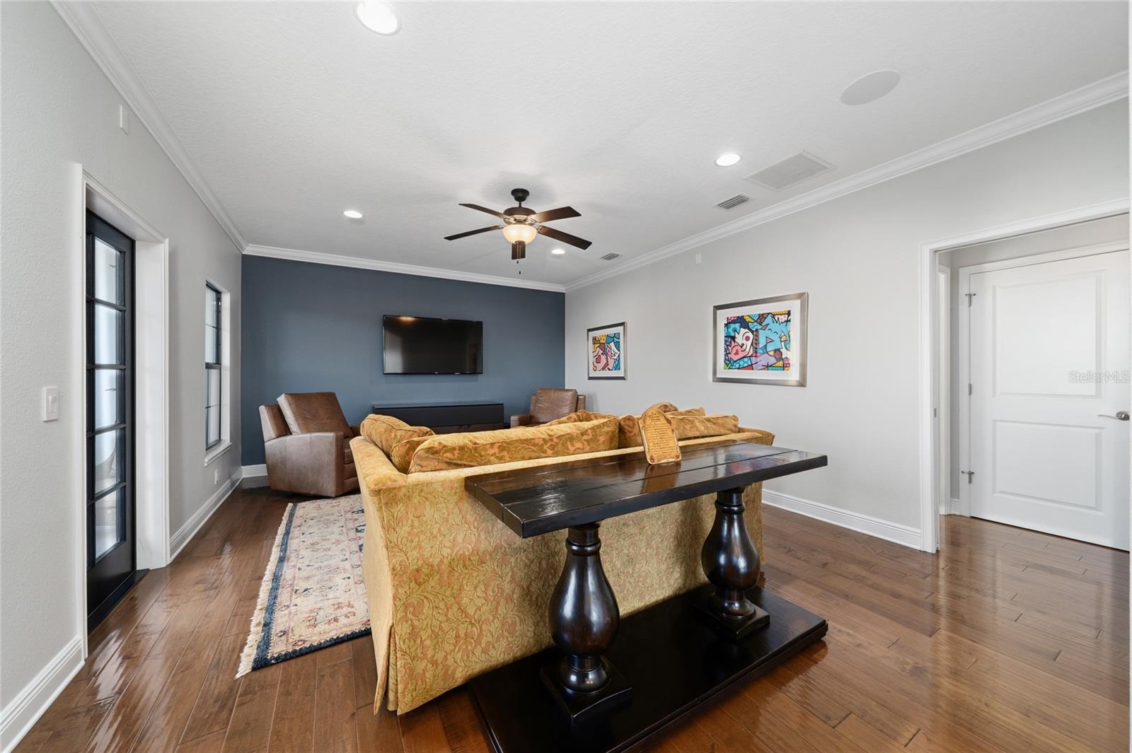 Image 29 of 51 For 6222 Lecco Way