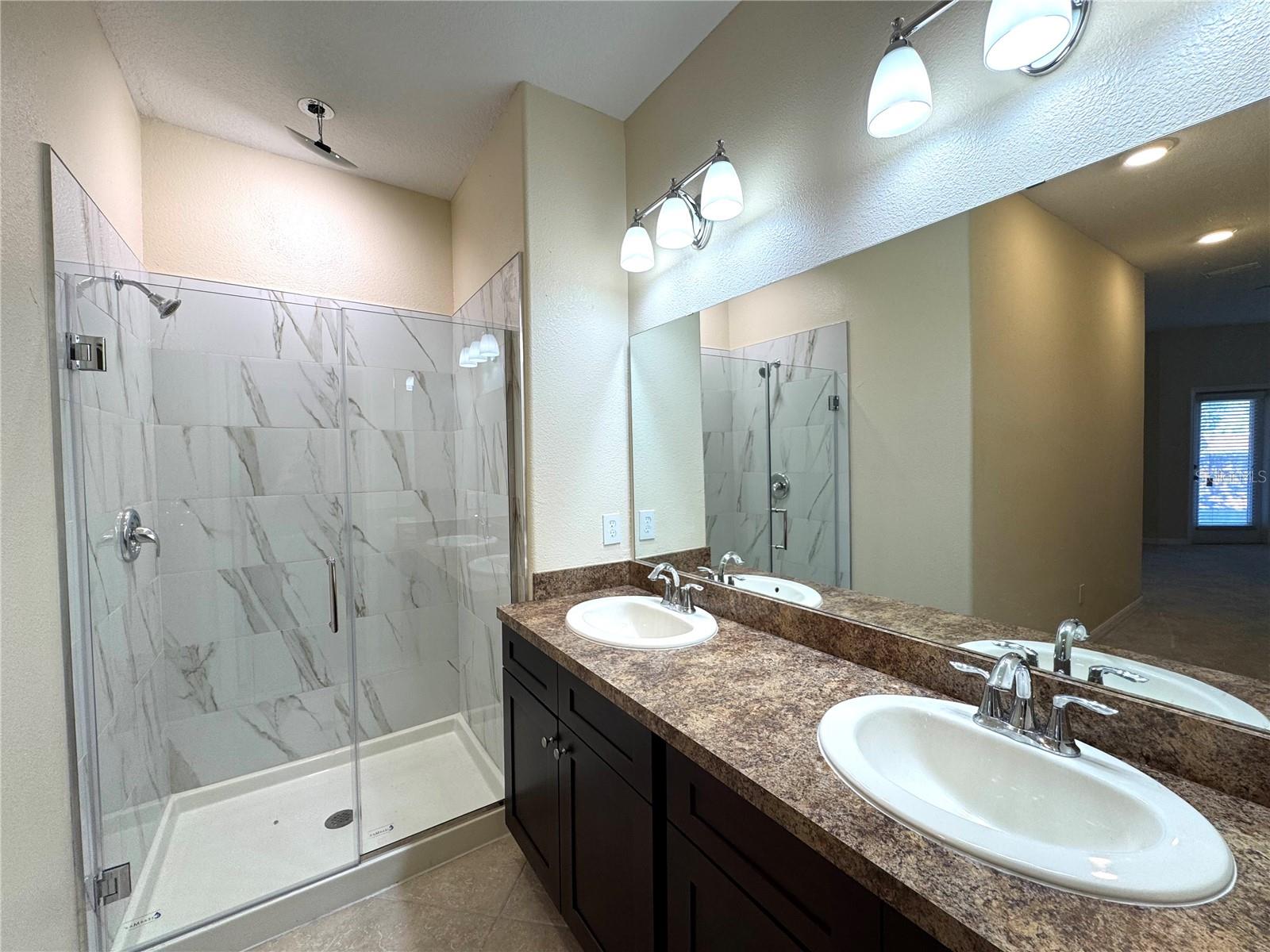 Image 17 of 34 For 3308 Rodrick Circle