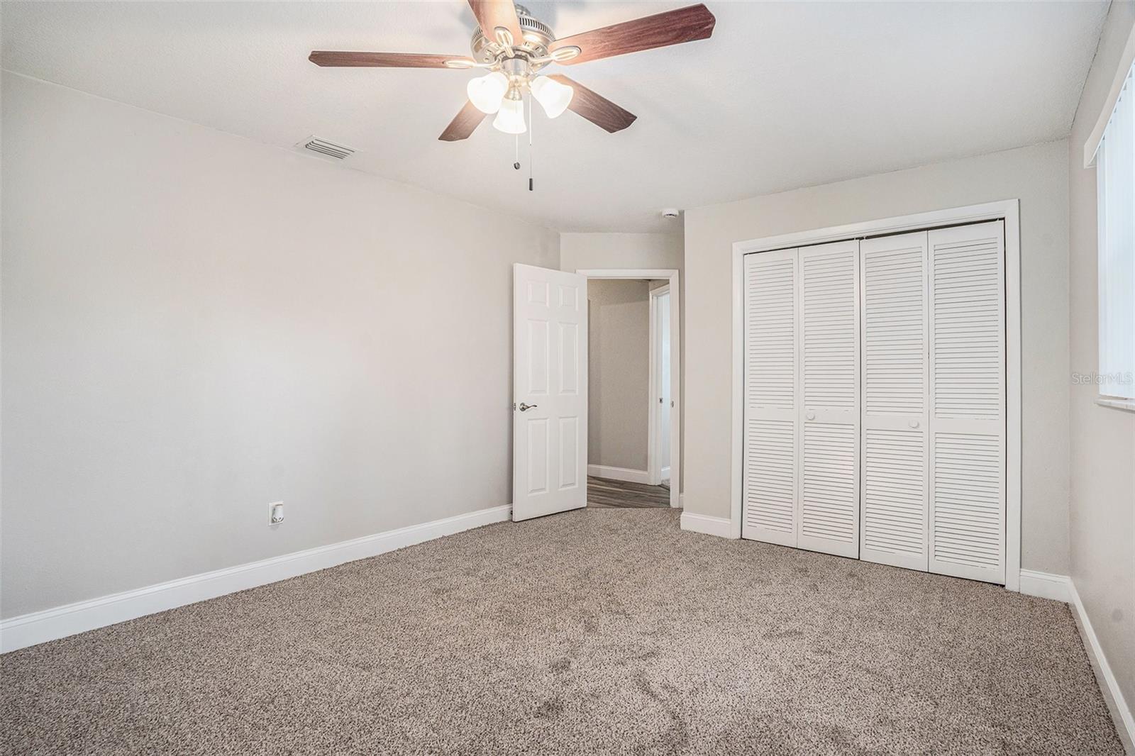 Image 20 of 26 For 11134 Island Pine Drive