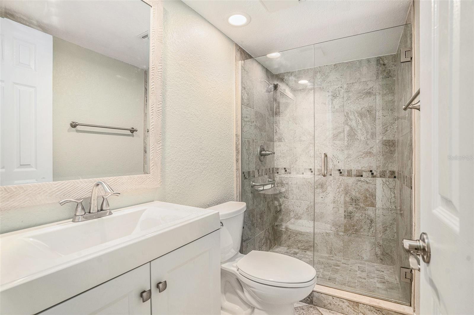Image 21 of 26 For 11134 Island Pine Drive