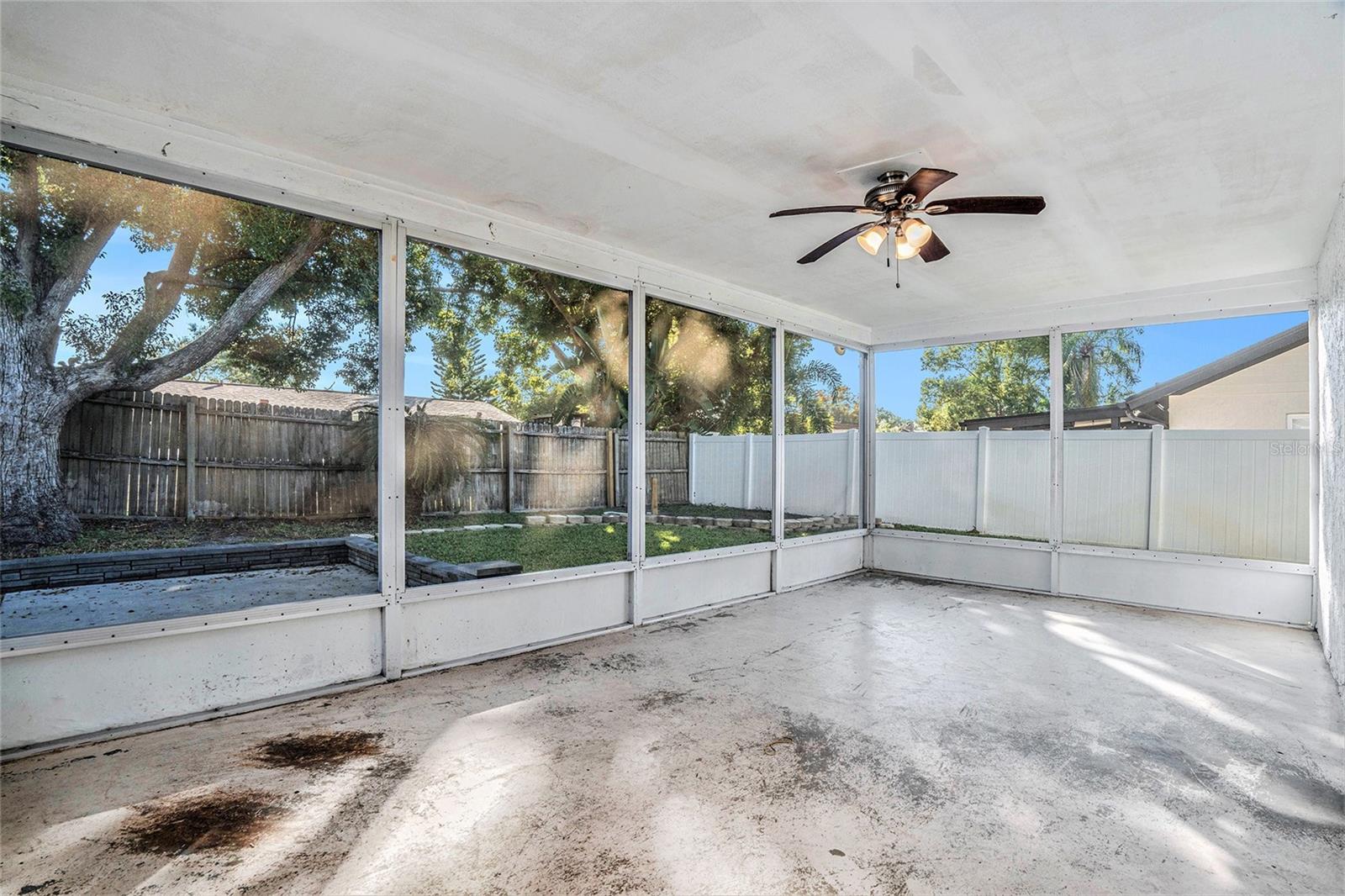 Image 22 of 26 For 11134 Island Pine Drive