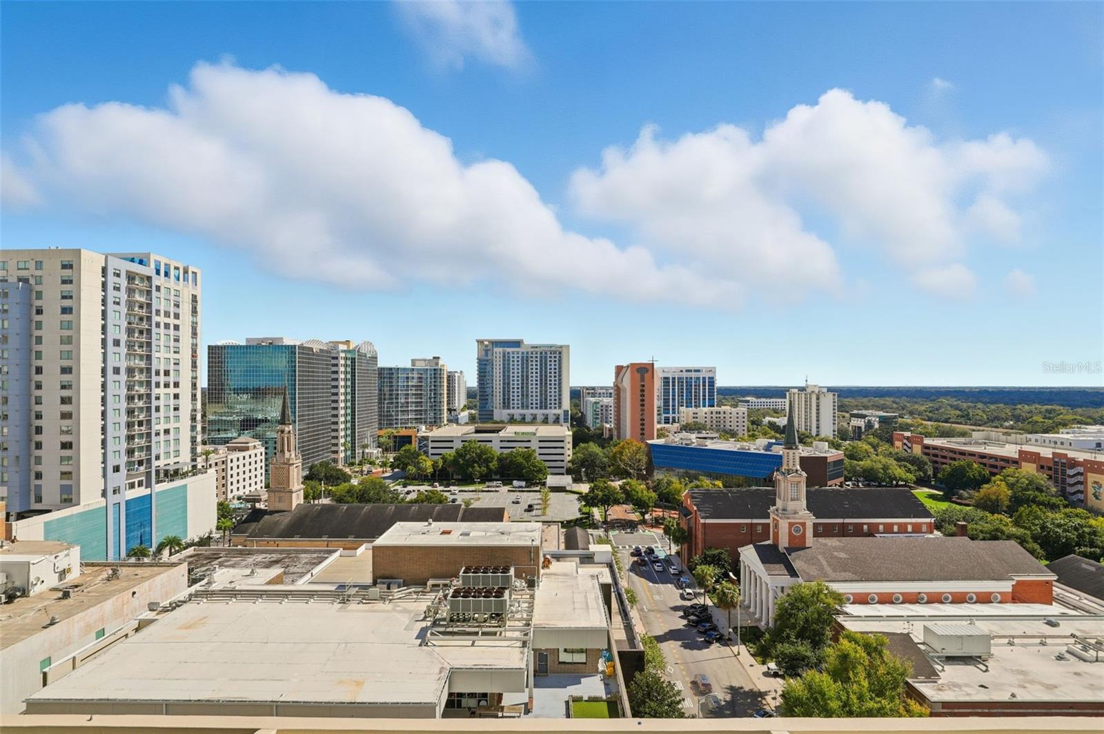 Image 19 of 24 For 155 Court Avenue 1103