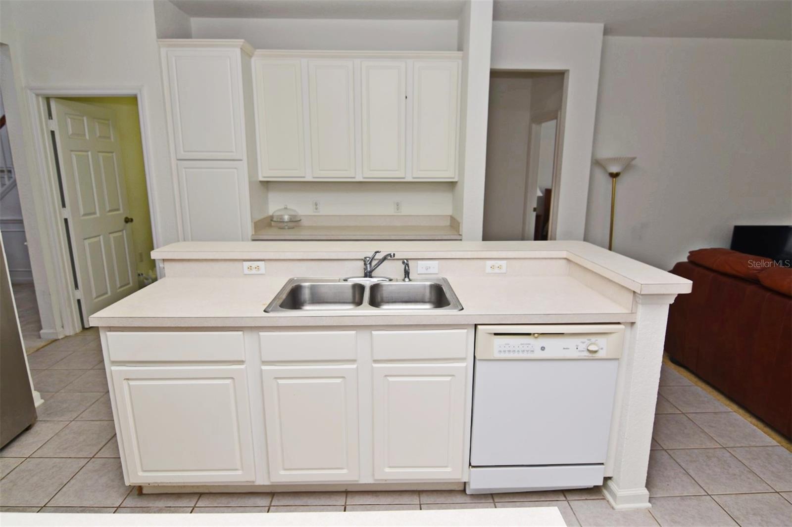 Image 8 of 22 For 8533 Greenbank Boulevard