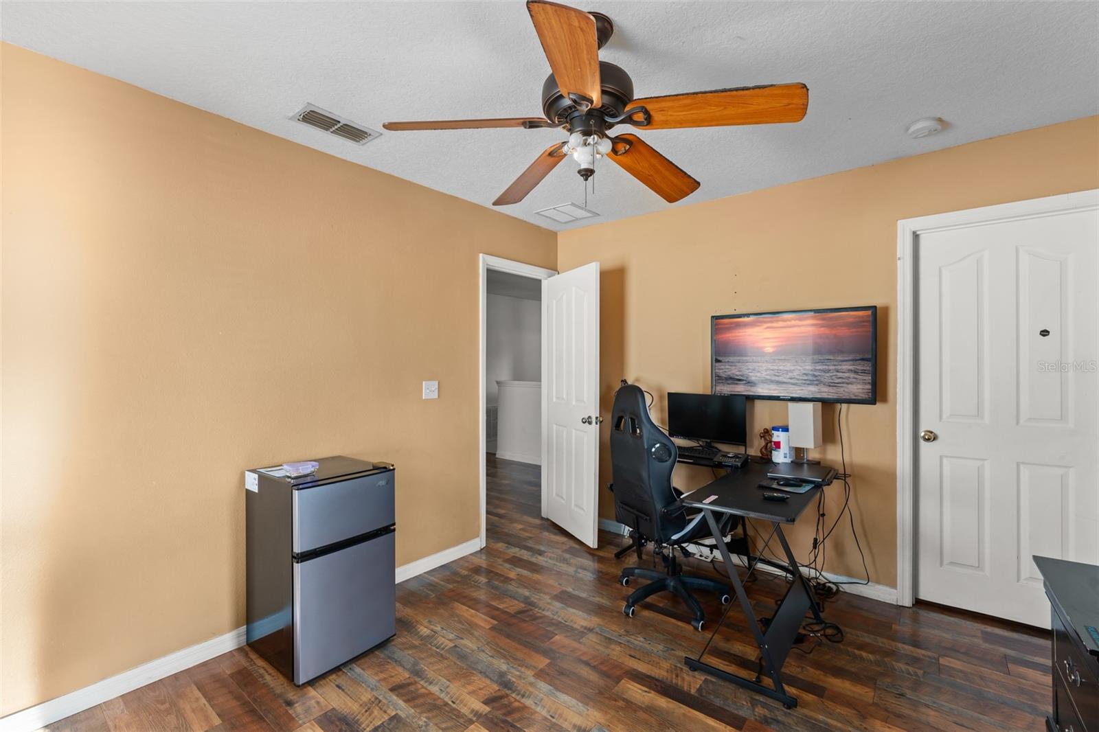 Image 38 of 58 For 16849 Sunrise Vista Drive