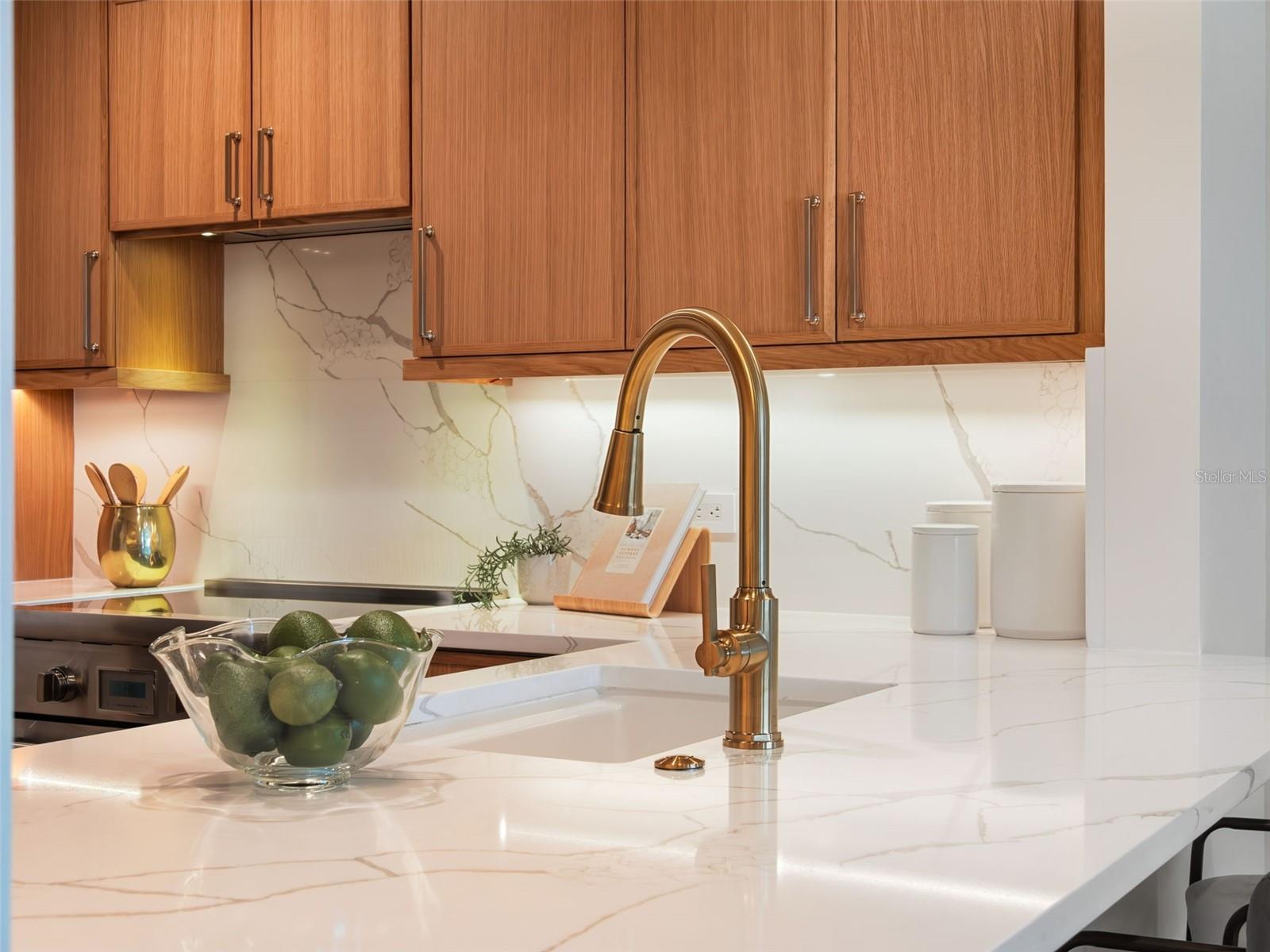 Image 15 of 32 For 100 Interlachen Avenue 415