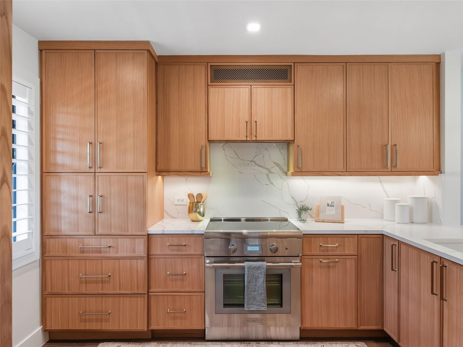 Image 17 of 32 For 100 Interlachen Avenue 415