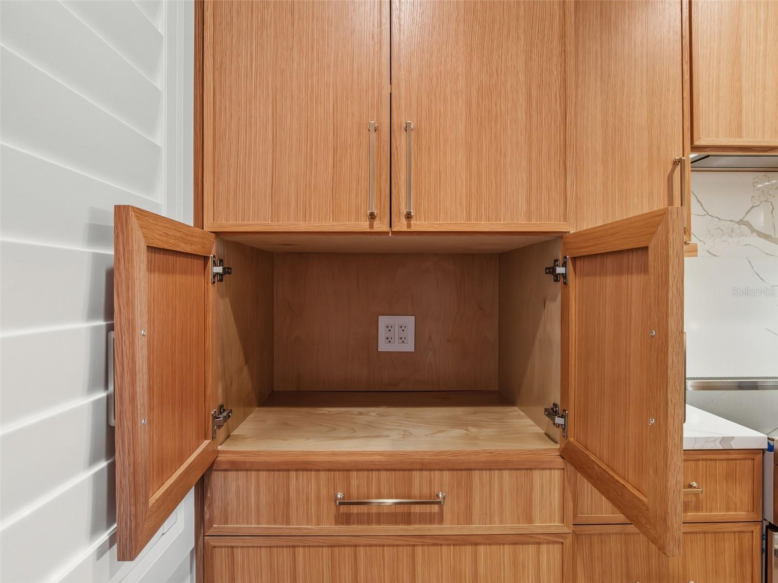 Image 18 of 32 For 100 Interlachen Avenue 415