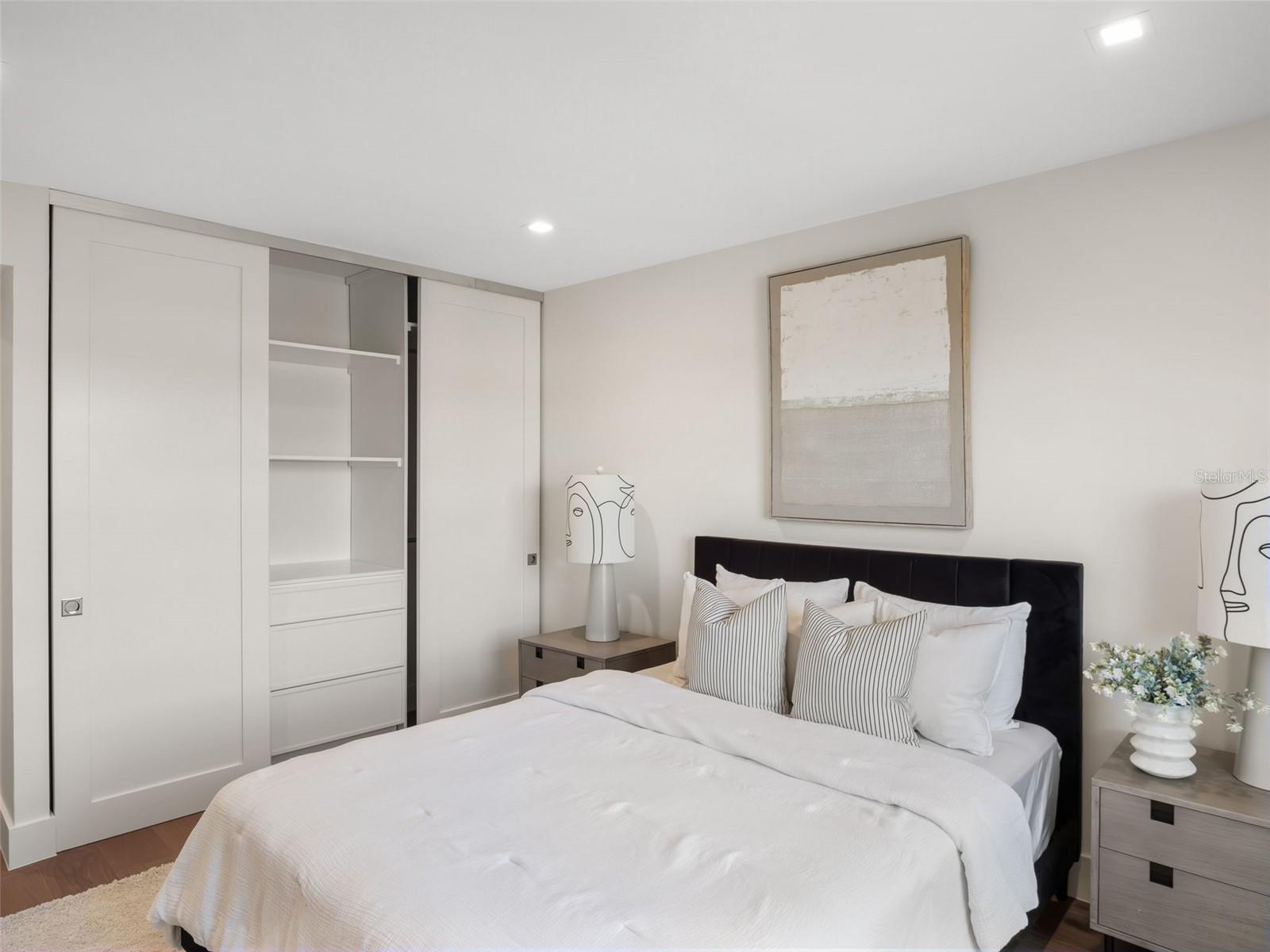 Image 21 of 32 For 100 Interlachen Avenue 415