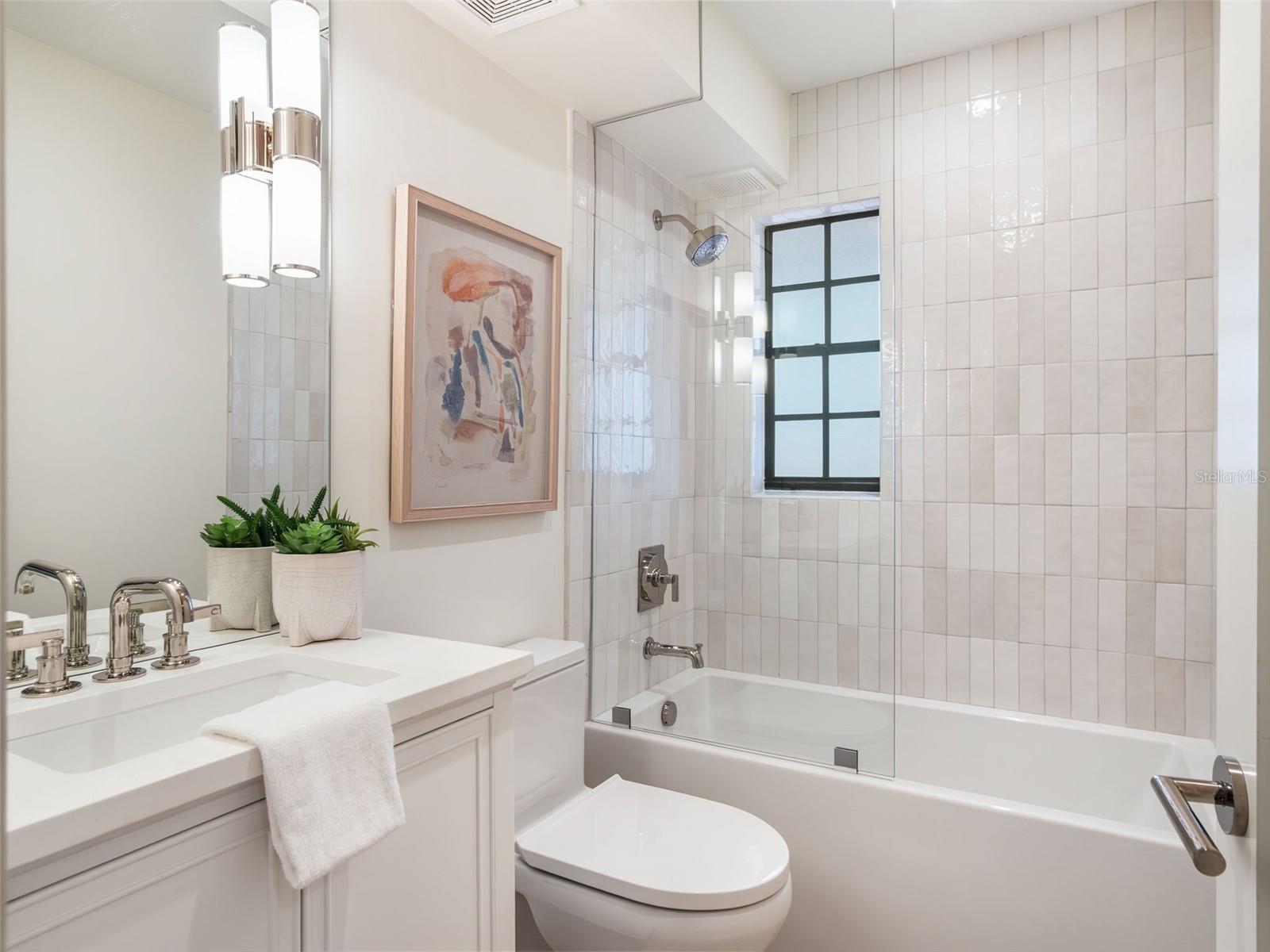 Image 22 of 32 For 100 Interlachen Avenue 415